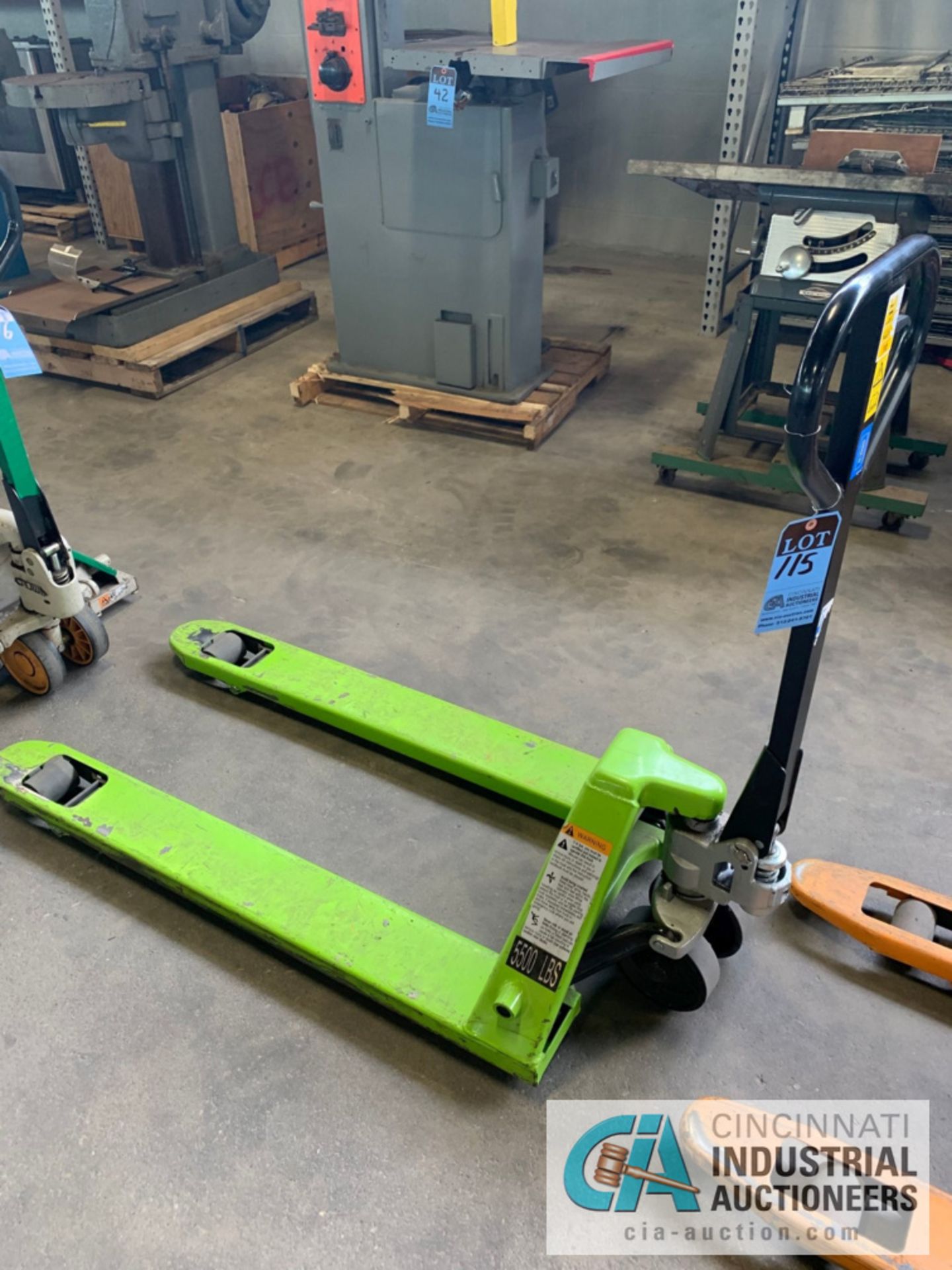 U-LINE HYDRAULIC PALLET TRUCK