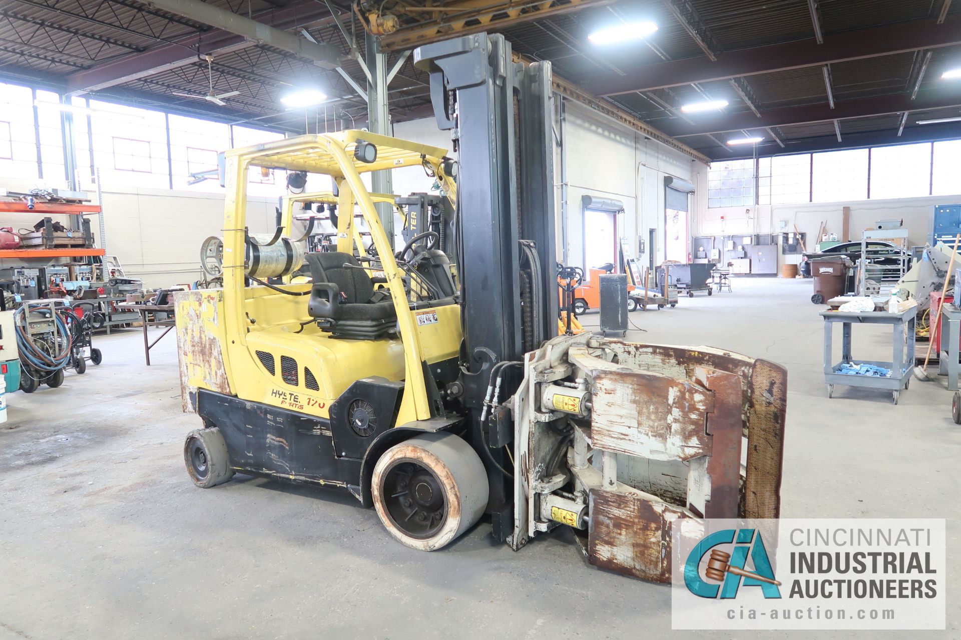 12,000 LB. HYSTER MODEL S120FT-PRS LP GAS CUSION TIRE THREE-STAGE MAST LIFT TRUCK; S/N - Image 4 of 12