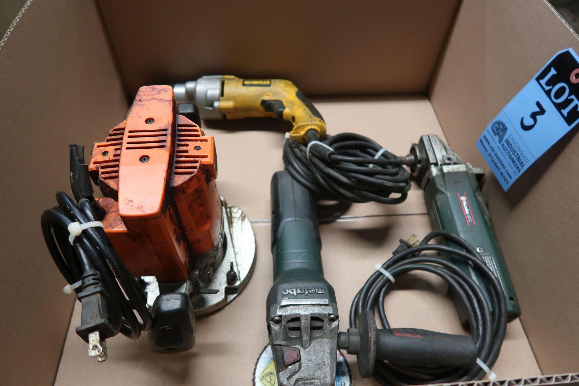 (LOT) MISCELLANEOUS ELECTRIC HAND TOOLS