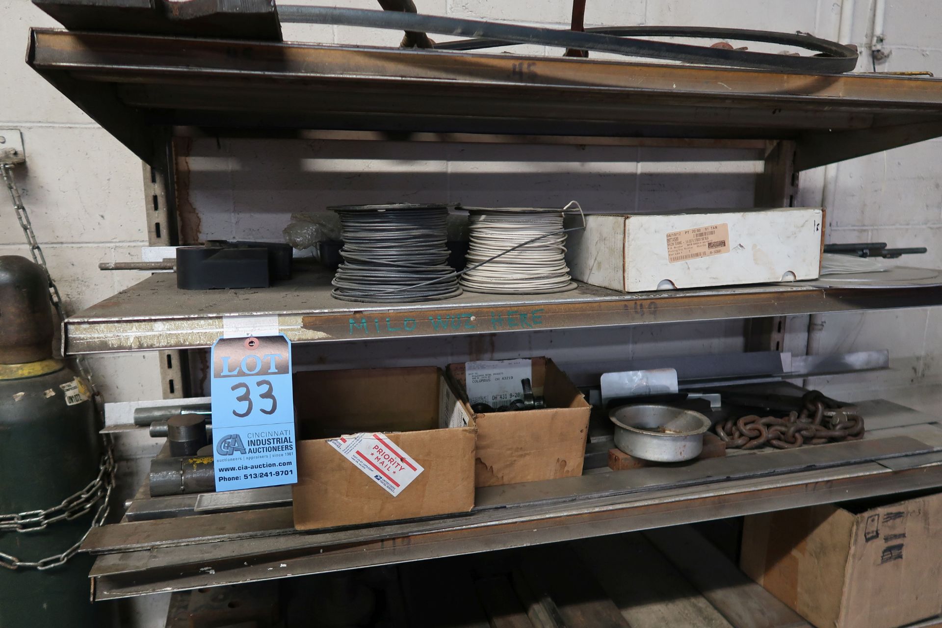 (LOT) MISCELLANEOUS STEEL AND HARDWARE WITH SHELVING - Image 2 of 3