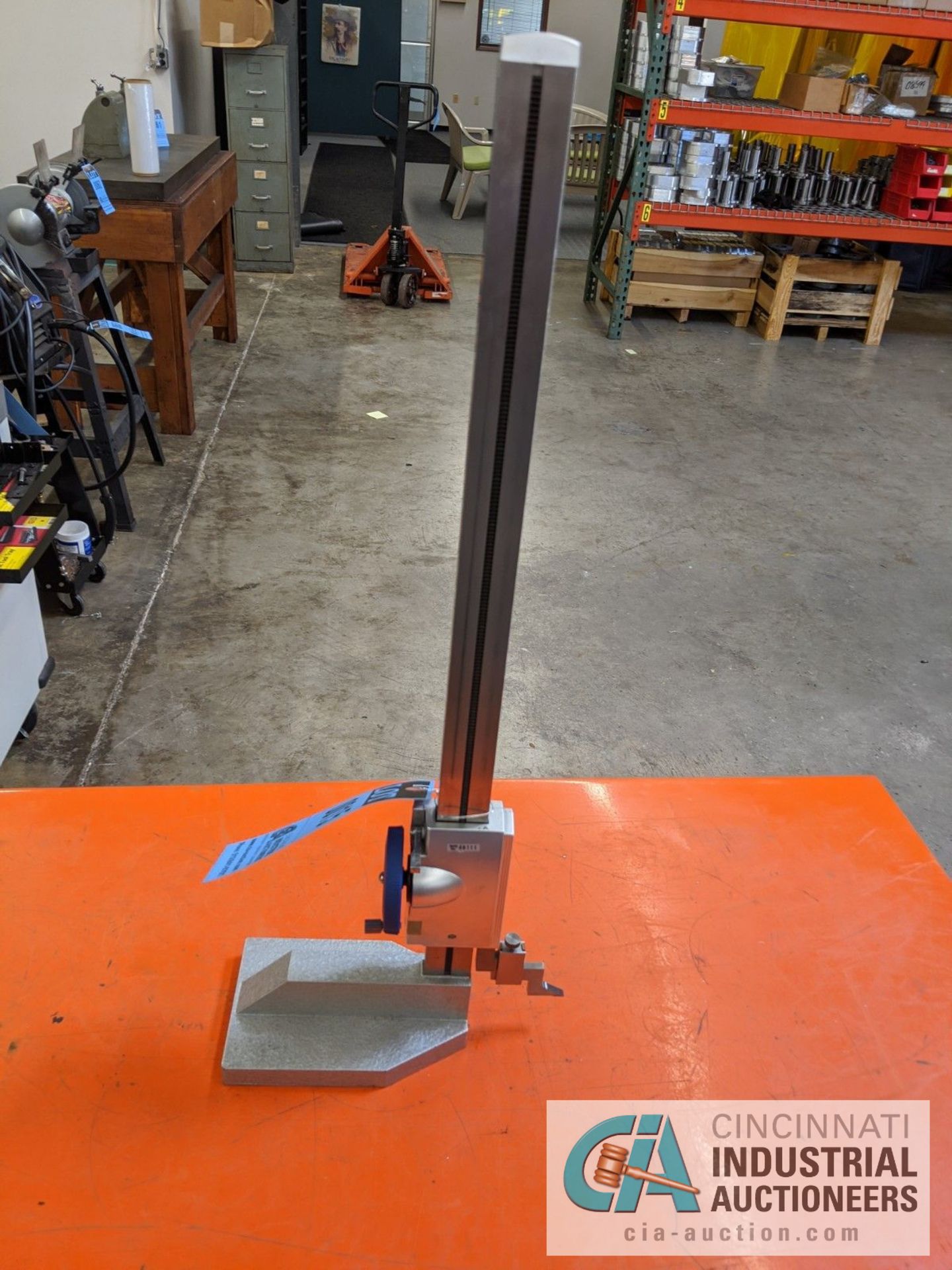 18" FOWLER "2-HEIGHT" DIGITAL HEIGHT GAGE - Image 4 of 4
