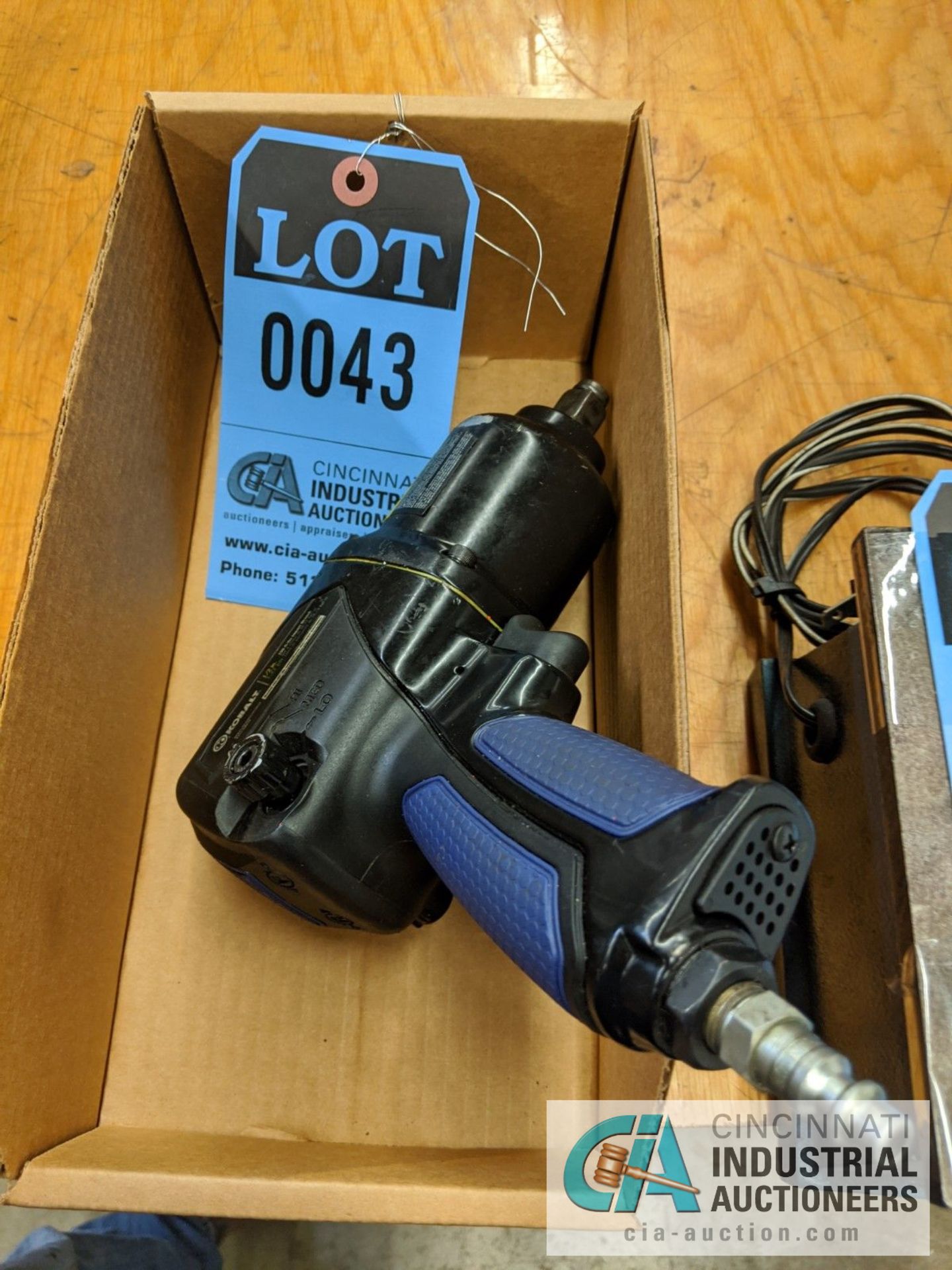 1/2" DRIVE KOBALT PNEUMATIC IMPACT GUN