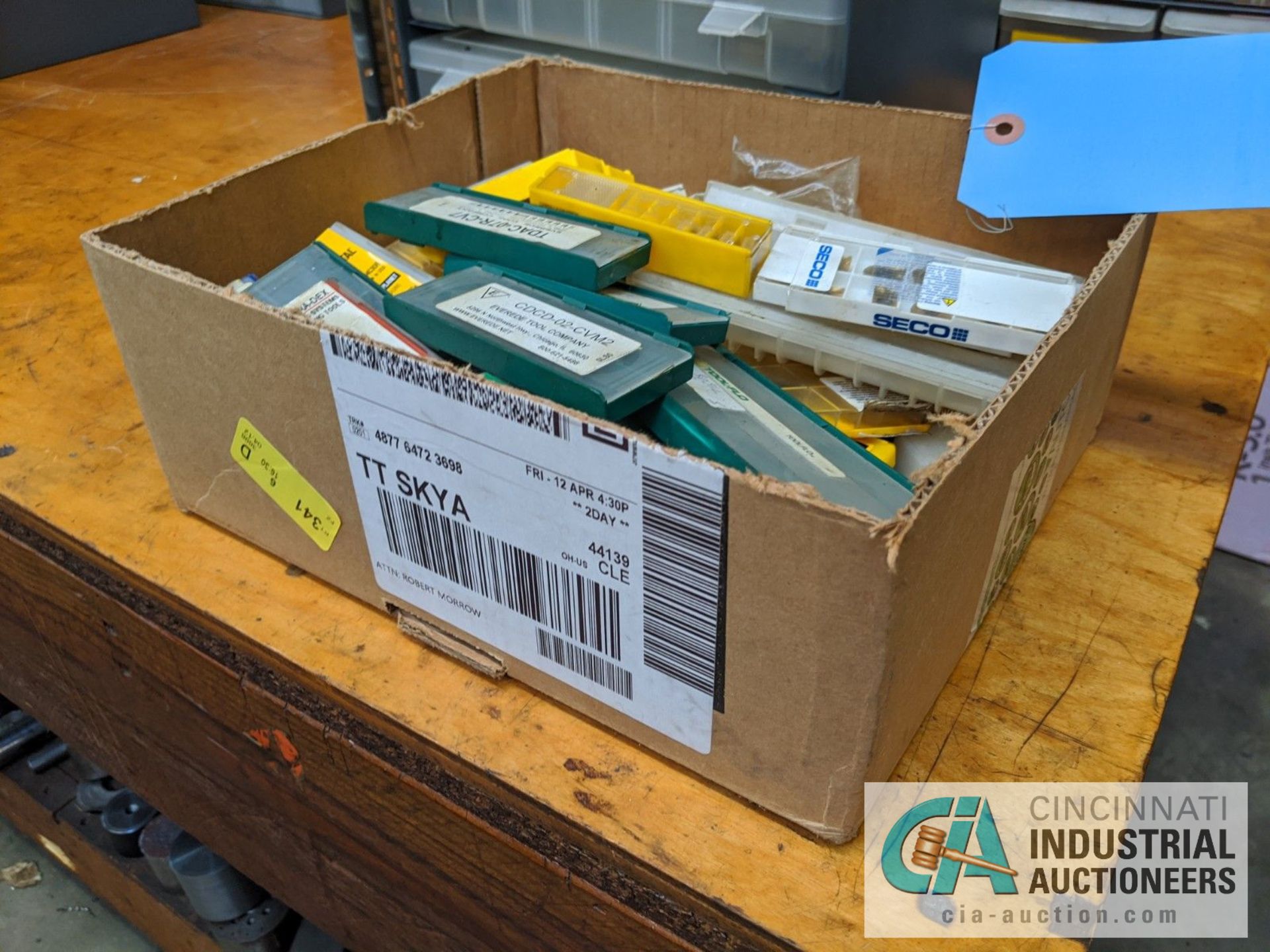 (LOT) CARBIDE INSERTS IN BOX AND (2) INDEXES - Image 3 of 9