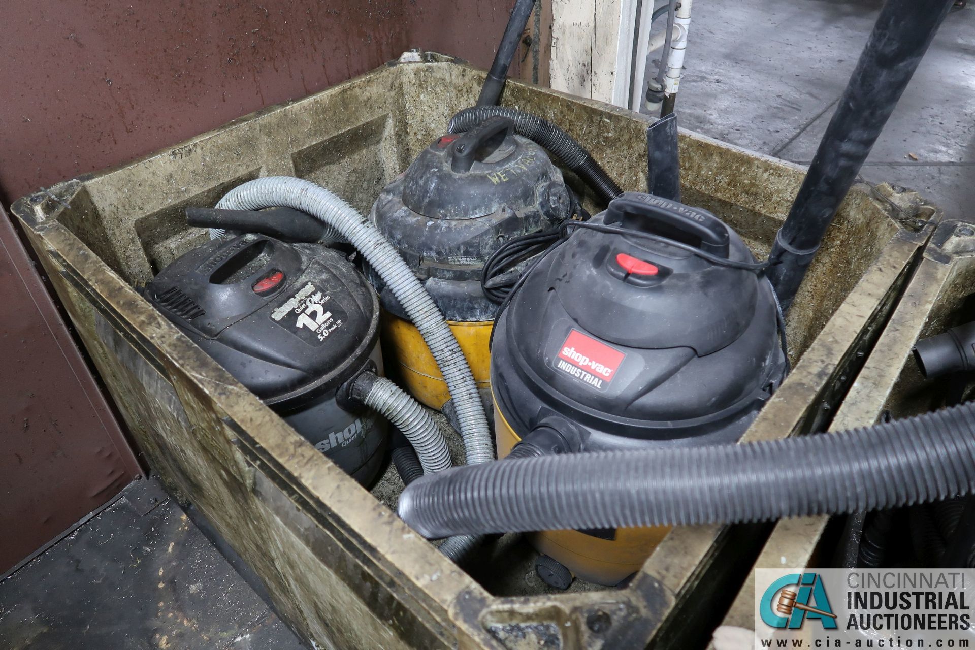 (LOT) MISCELLANEOUS SHOP WET / DRY VACS - Image 3 of 3