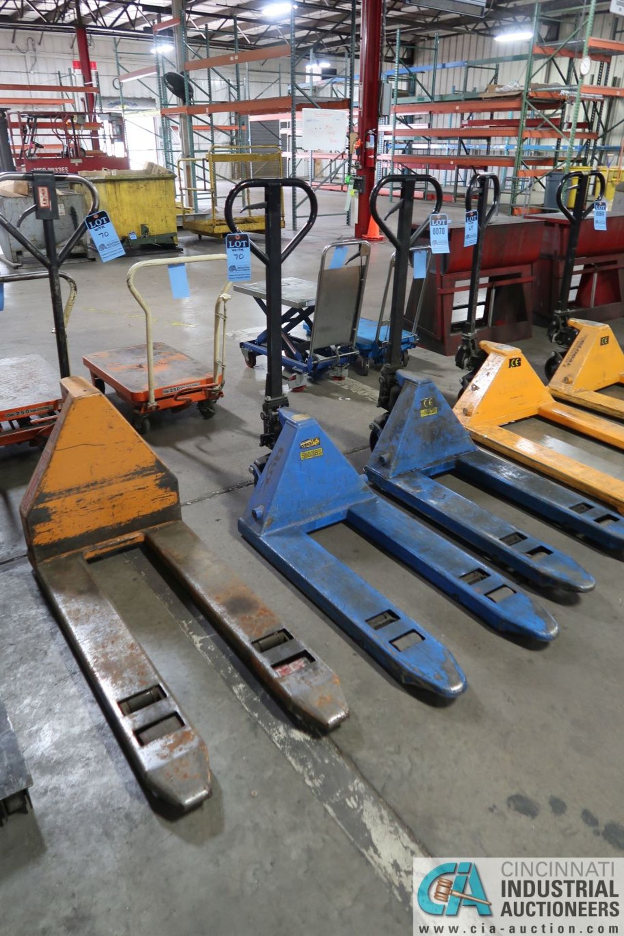 SHORT FORK HAND HYDRAULIC PALLET TRUCKS, (1) 6,600 LB. GLOBAL, (1) 5,500 LB. GLOBAL AND (1) 5,000 - Image 2 of 3