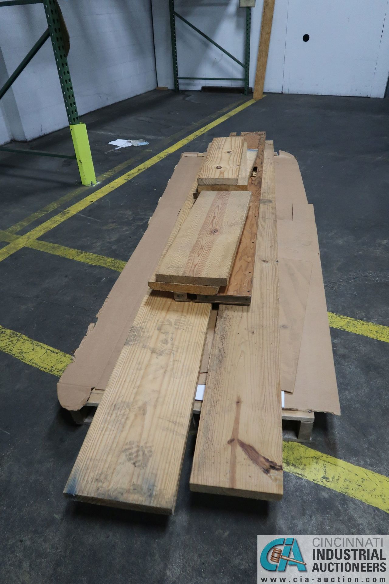 (LOT) MISCELLANEOUS SIZE AND LENGTH CONSTRUCTION LUMBER - Image 3 of 4