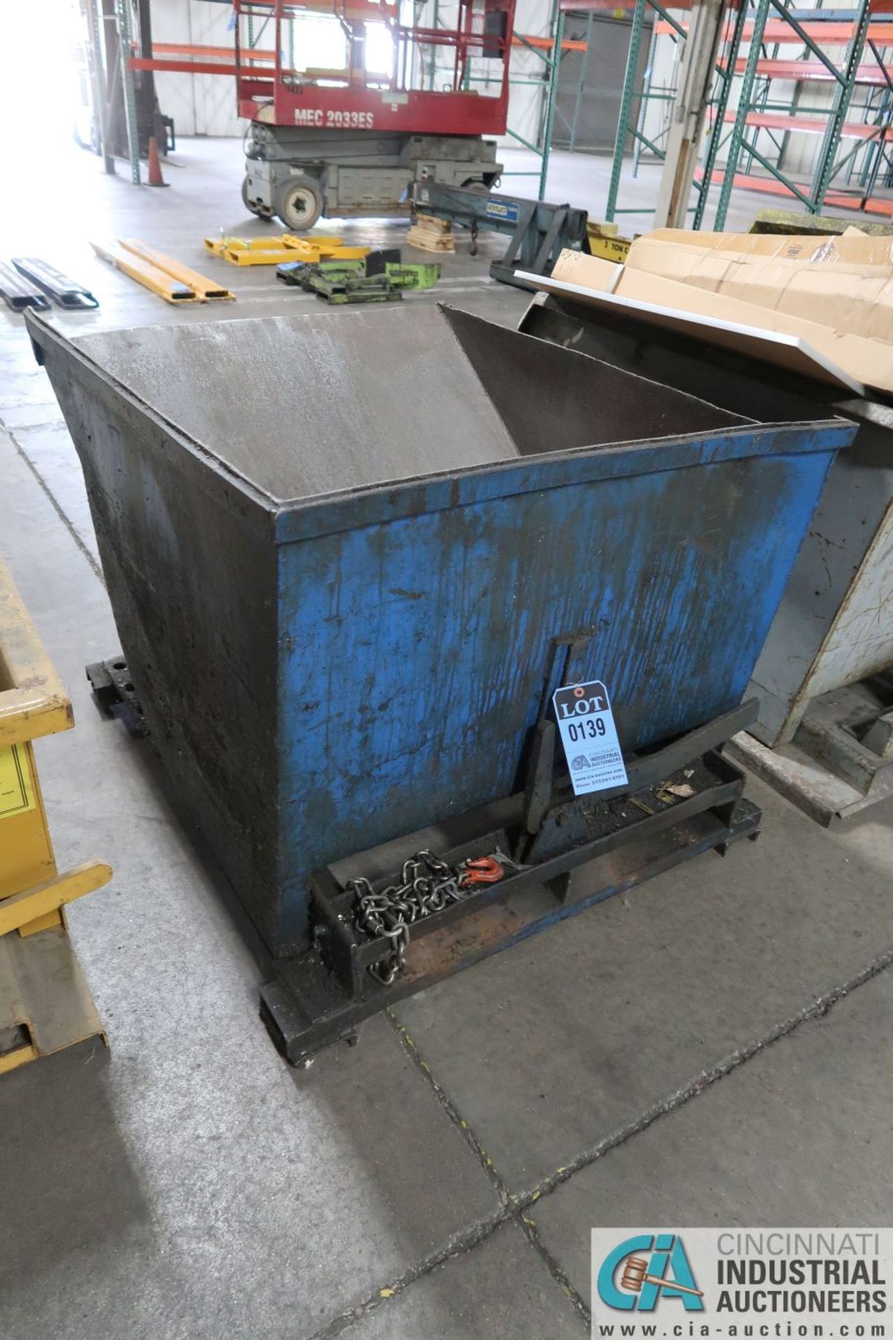 1/2 CUBIC YARD (APPROX.) SELF DUMPING HOPPER