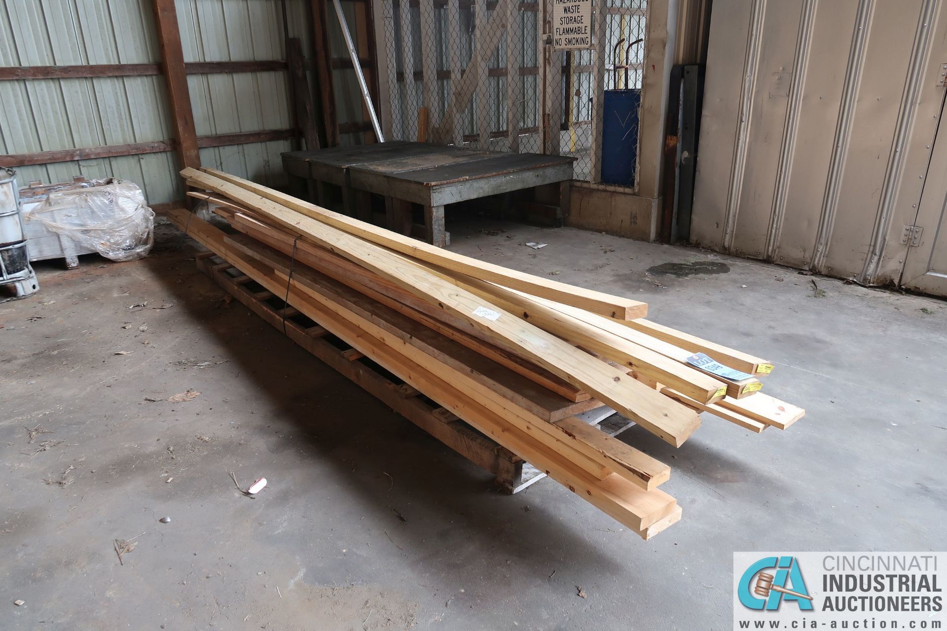 (LOT) MISCELLANEOUS SIZE AND LENGTH CONSTRUCTION LUMBER - Image 2 of 4
