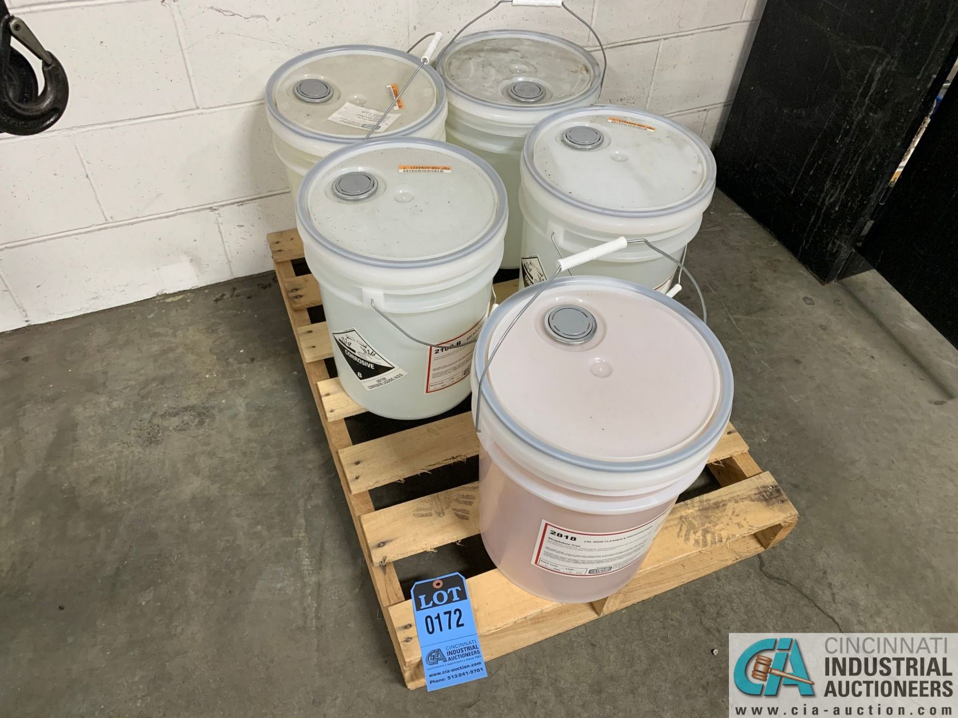 (4) FIVE GALLON BUCKETS WITH PH ADJUSTER AND (1) FIVE GALLON BUCKET IRON CLEANER PHOSPHATIZER