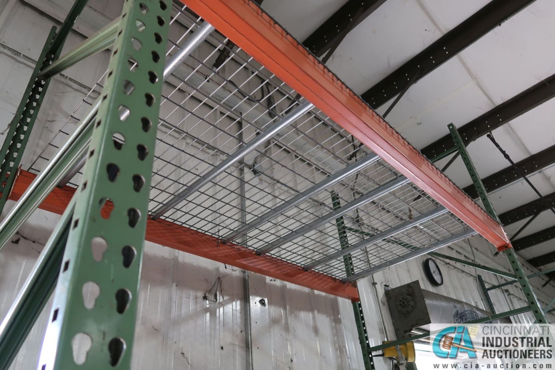 Free-Standing Sections Orange and Green Pallet Rack Along Dock Wall (8) Uprights, (14) Beams, (12) - Image 11 of 17