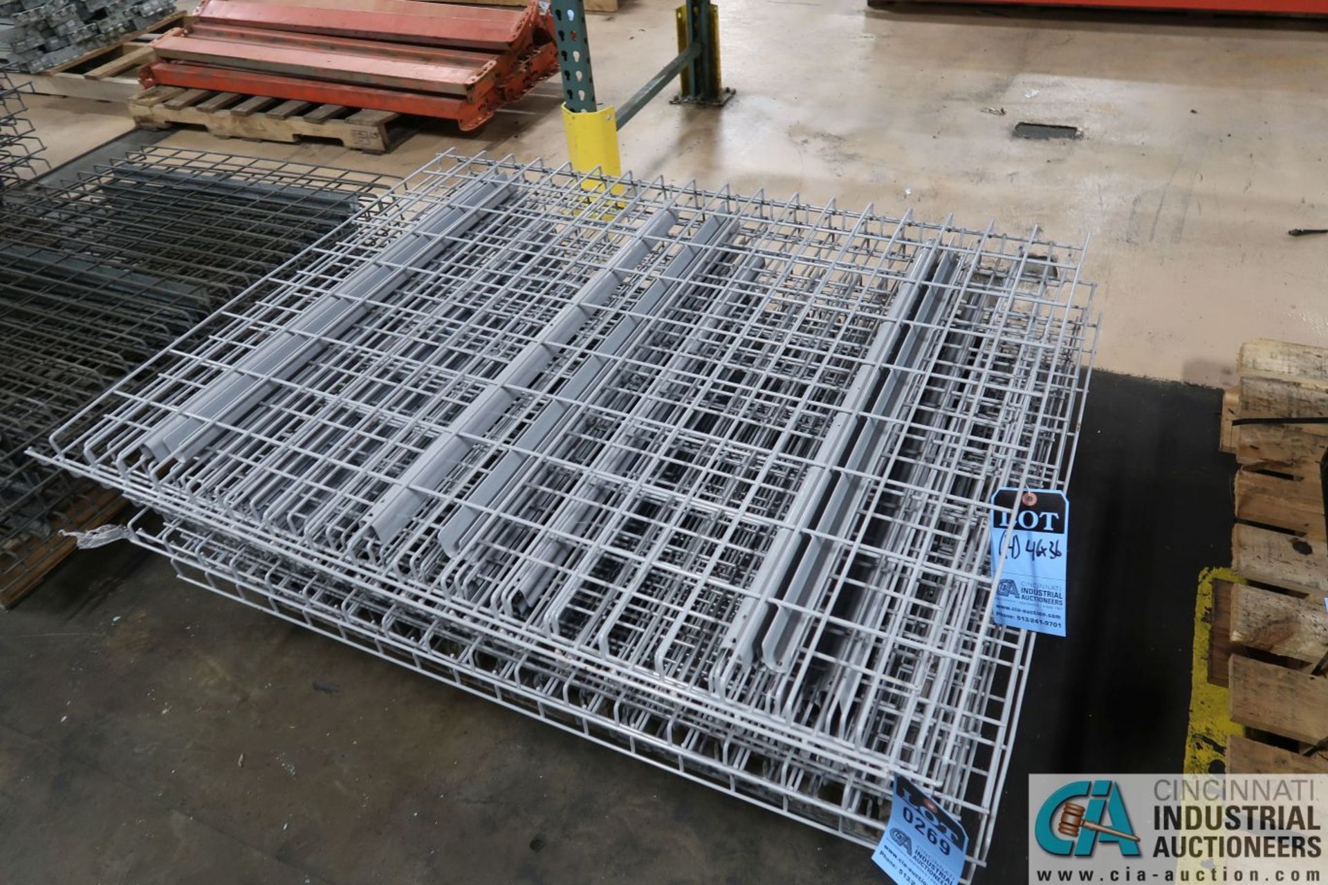 PIECES 46" X 36" WIRE DECKING