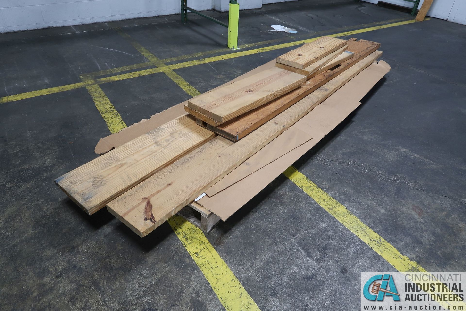 (LOT) MISCELLANEOUS SIZE AND LENGTH CONSTRUCTION LUMBER - Image 4 of 4
