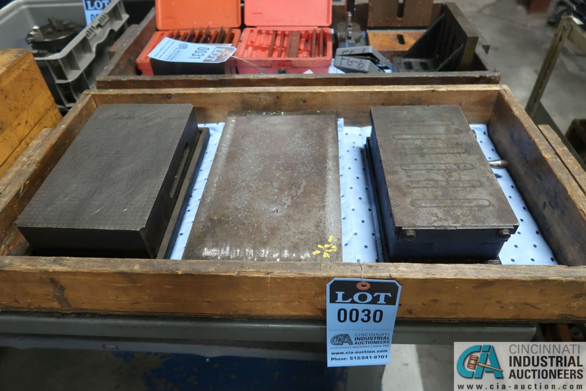 6-1/2" X 11" X 3", 7-1/2" X 13" X 2-1/2" CAST IRON SURFACE PLATES WITH 5-1/2" X 10-1/2" MAGNETIC