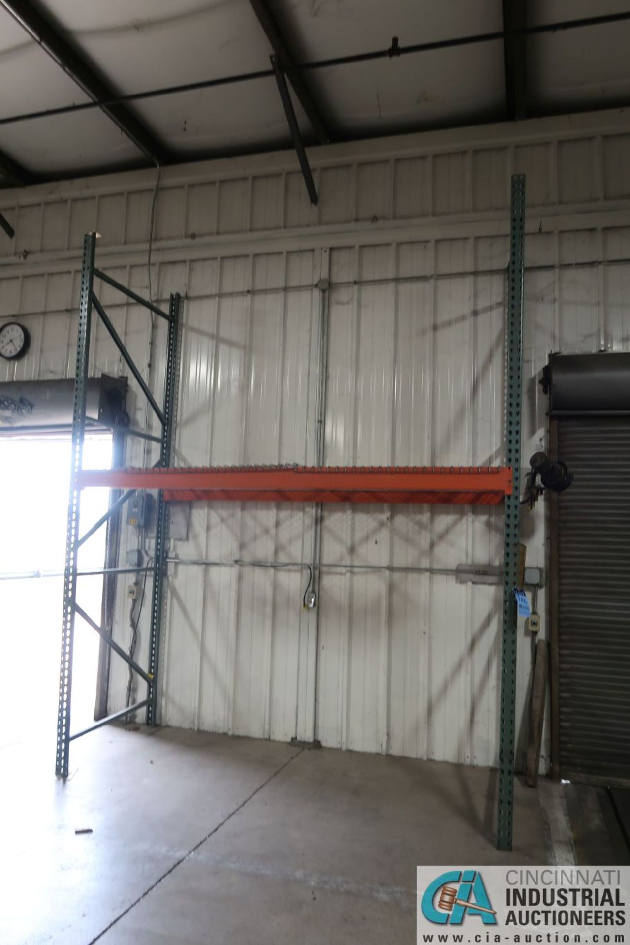 Free-Standing Sections Orange and Green Pallet Rack Along Dock Wall (8) Uprights, (14) Beams, (12) - Image 2 of 17