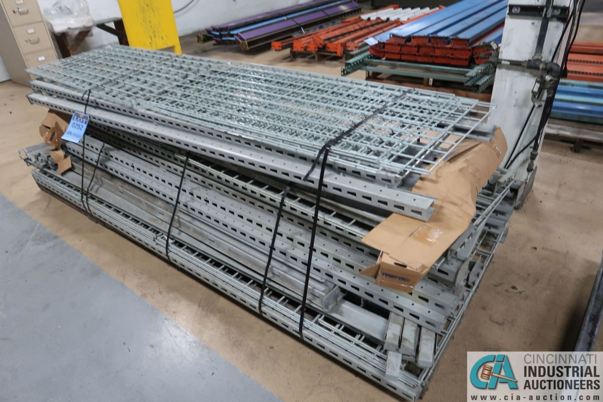 (LOT) GLOBAL INDUSTRIAL PALLET RACK, (7) 2' X 8' UPRIGHTS, MISCELLANEOUS BEAMS AND WIRE DECKING - Image 2 of 2