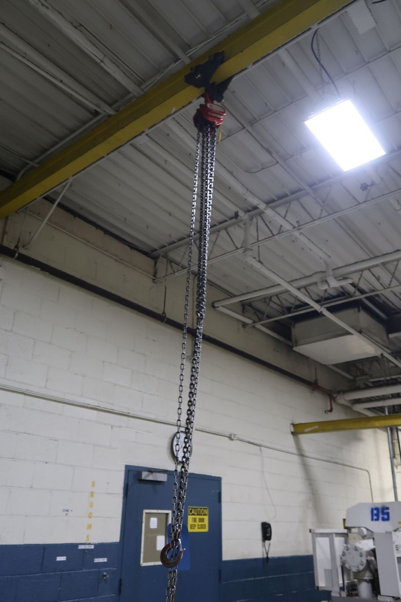 1-TON COFFING MANUAL CHAIN HOIST - Image 3 of 4