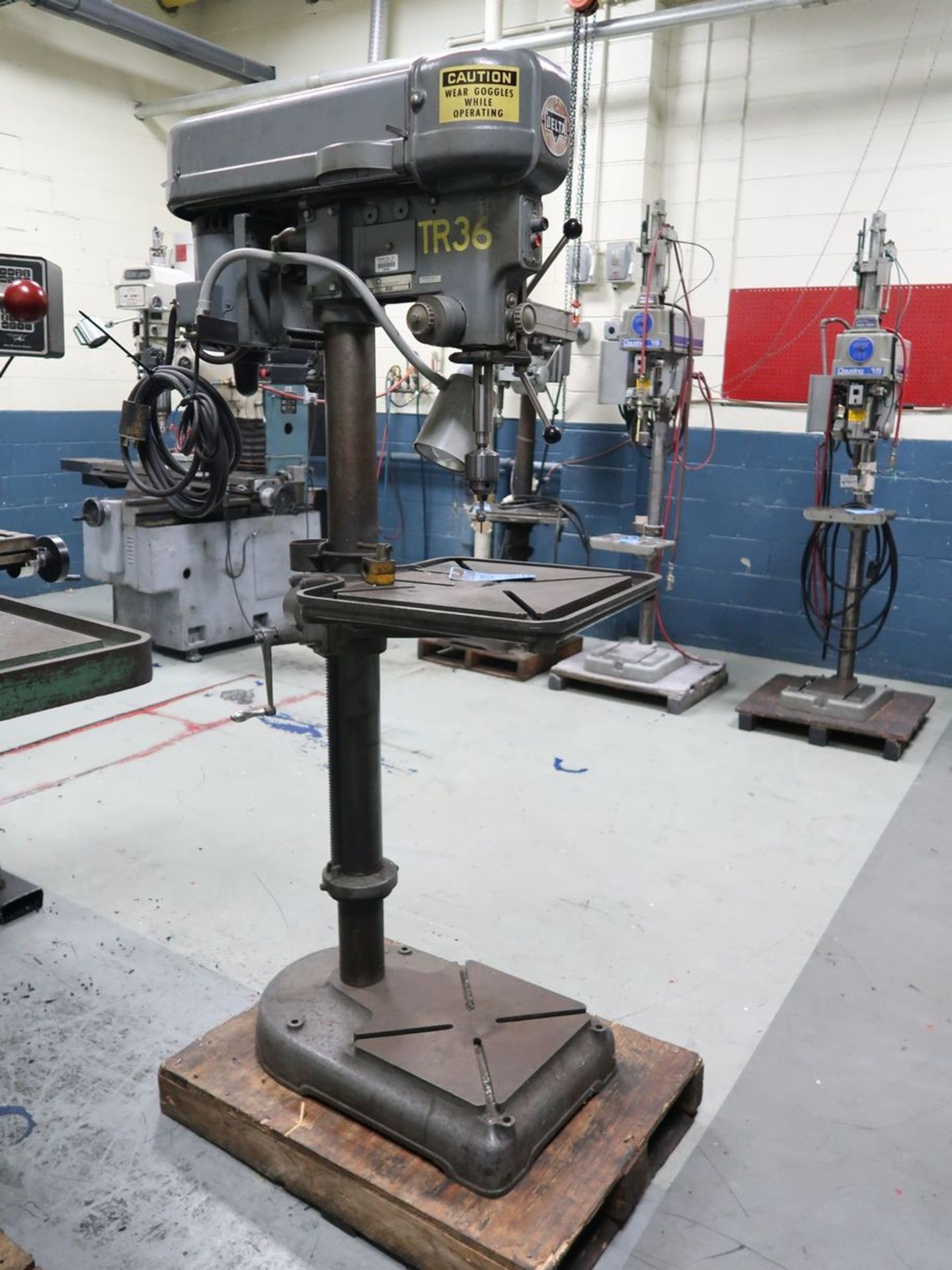 20" DELTA MODEL 70-400 PEDESTAL DRILL PRESS; S/N 1386052 - Image 2 of 7