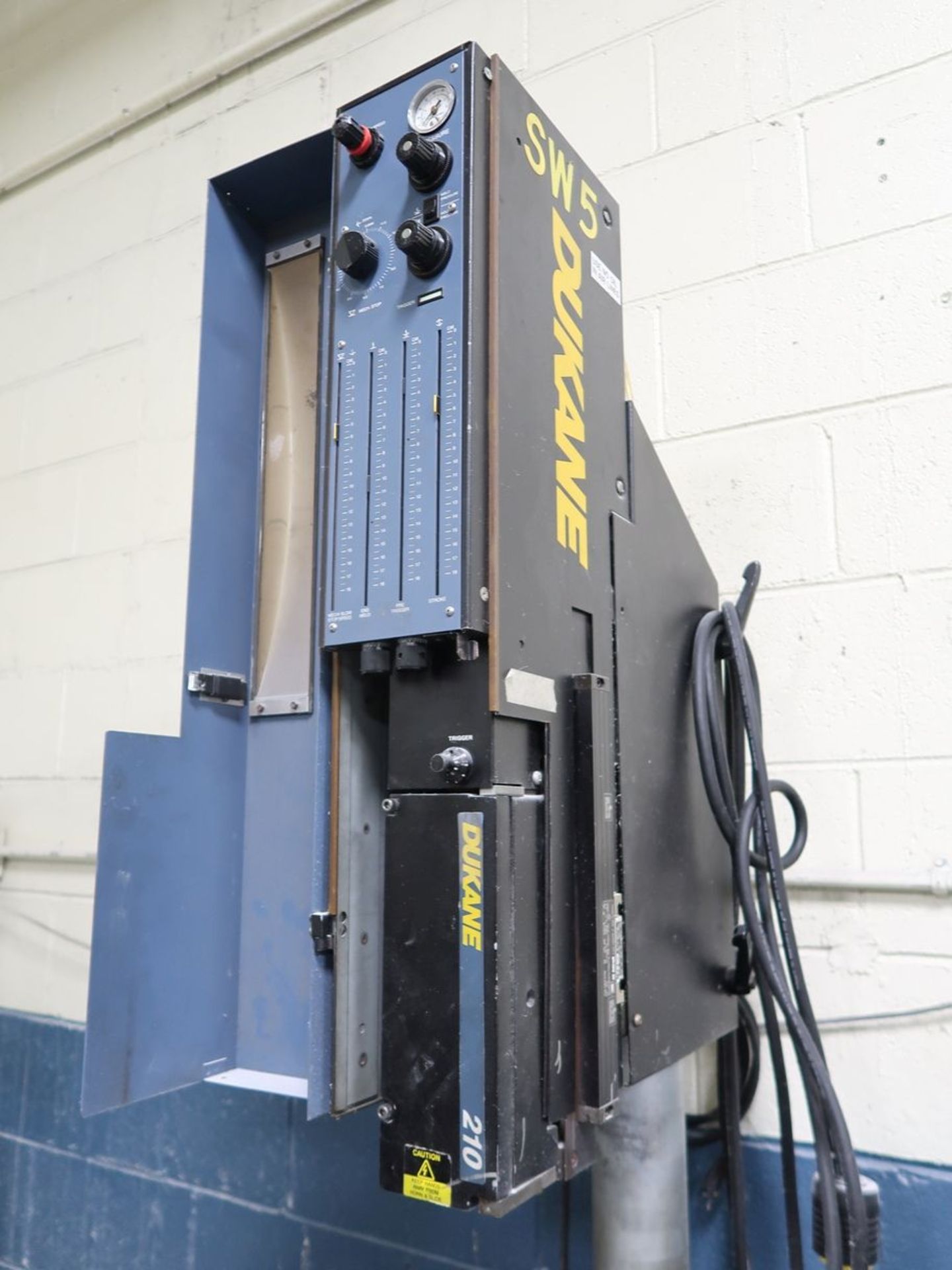 DUKANE MODEL 210 ULTRASONIC WELDER WITH DUKANE 2220 DYNAMIC PROCESS CONTROLLER **OUT OF SERVICE** - Image 5 of 5