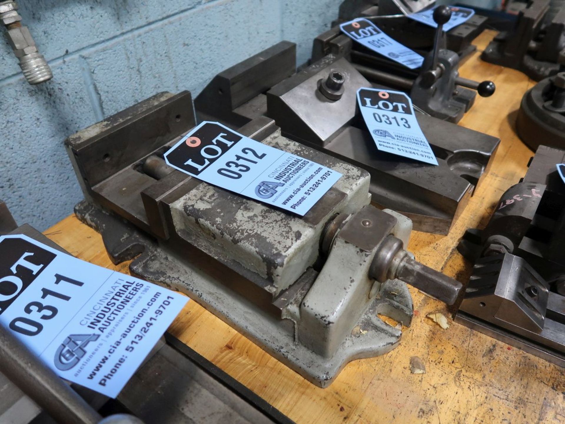 6" MACHINE VISE