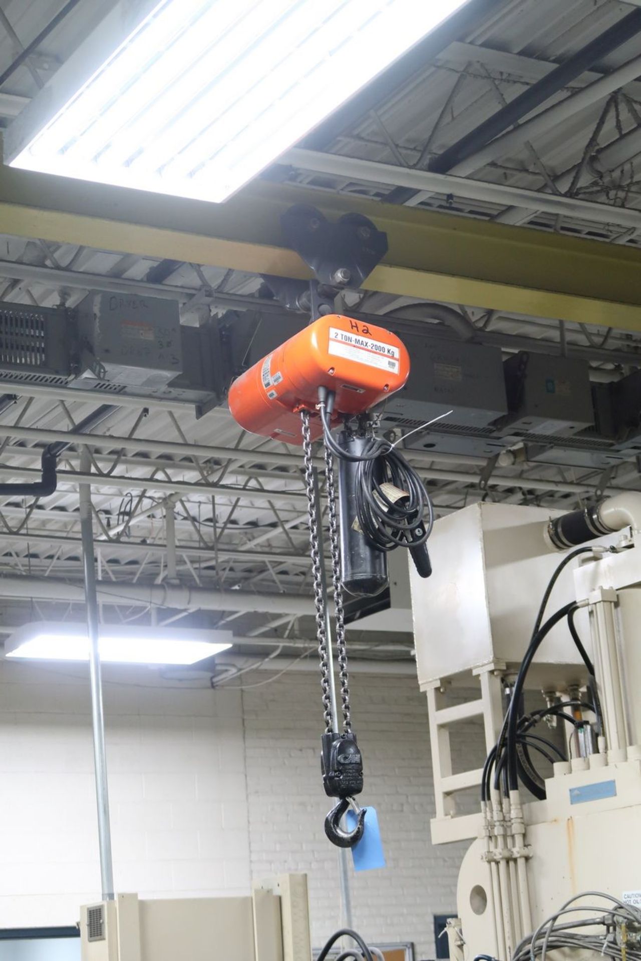 **2-TON CM ELECTRIC CHAIN HOIST, PENDANT **SUBJECT TO BID CONFIRMATION - SUBJECT TO WITHDRAW FROM - Image 4 of 5