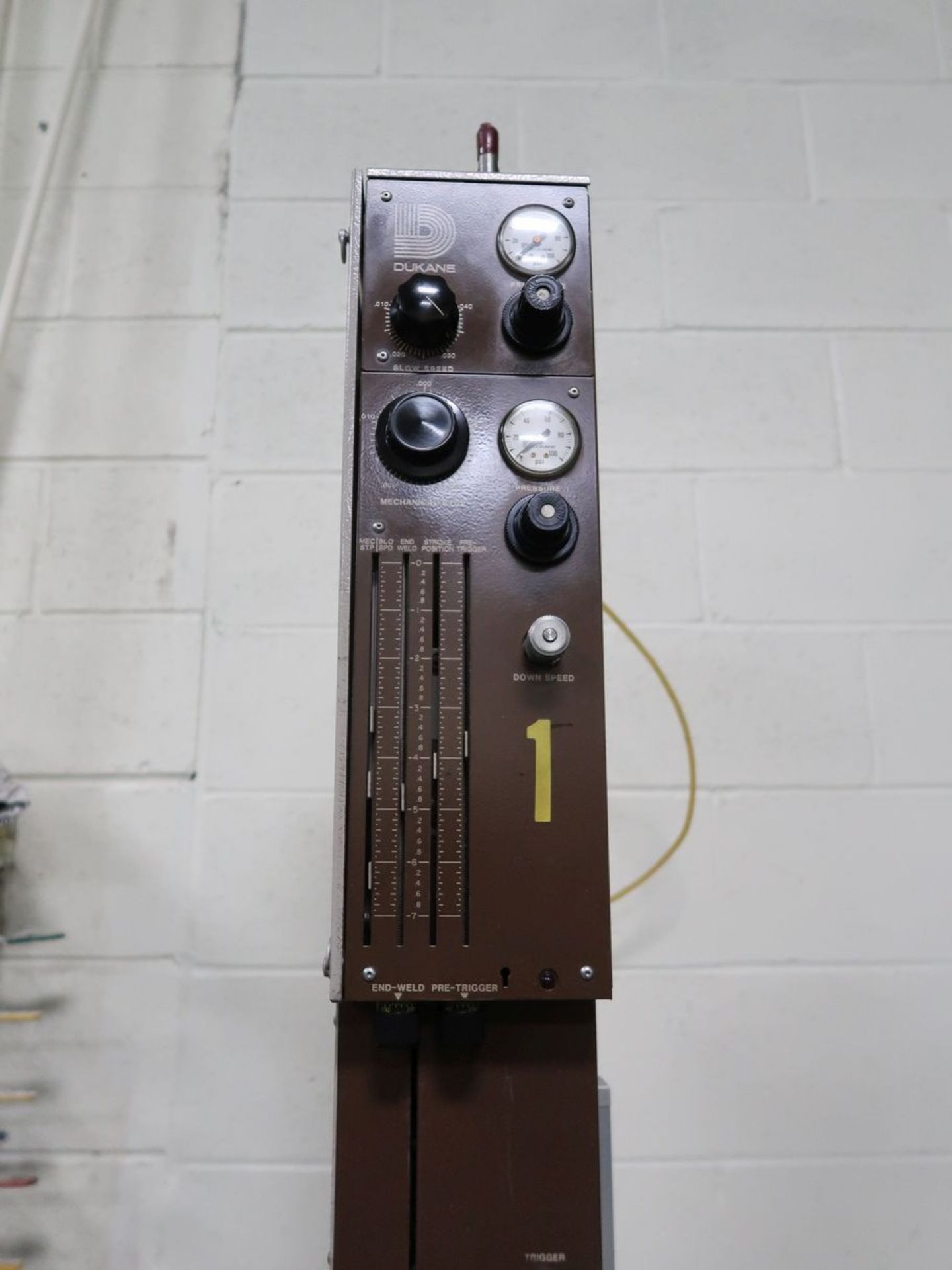 DUKANE ULTRASONIC WELDER - Image 4 of 4