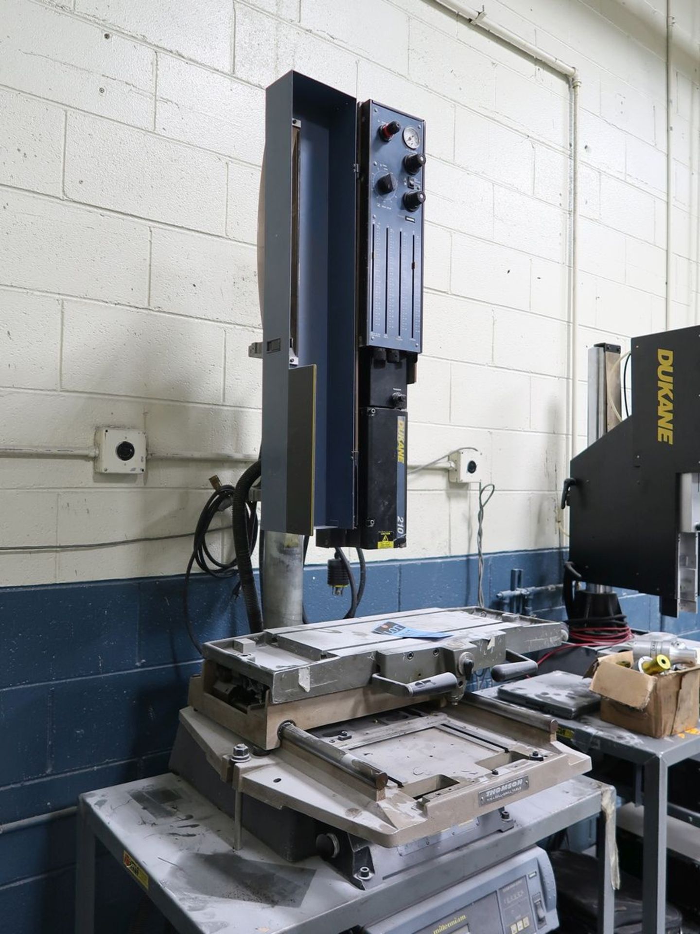 DUKANE MODEL 210 ULTRASONIC WELDER WITH DUKANE 2220 DYNAMIC PROCESS CONTROLLER **OUT OF SERVICE** - Image 2 of 5