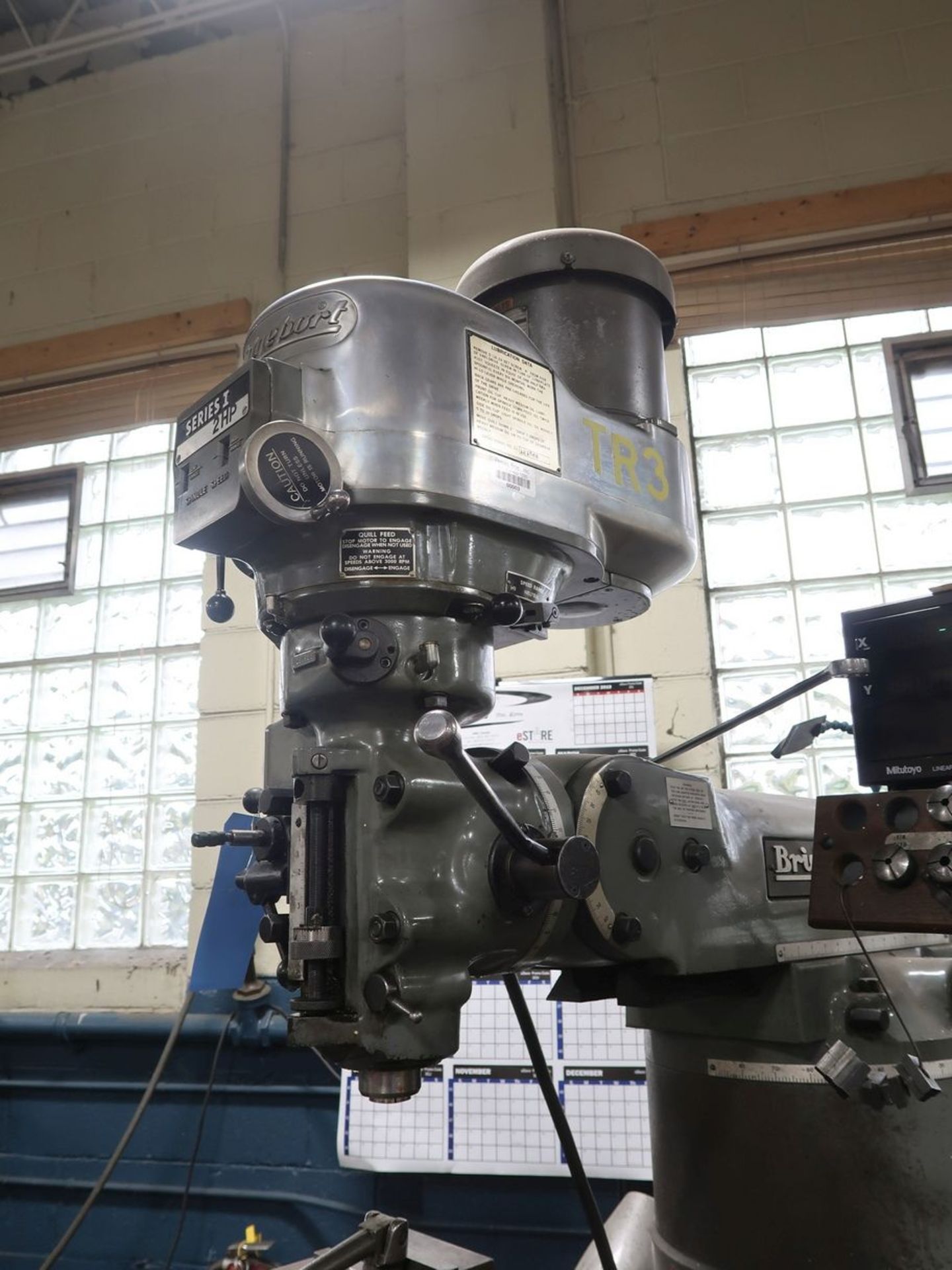 2-HP BRIDGEPORT SERIES I VERTICAL MILLING MACHINE; S/N 241116, W/ MITUTOYO LINEAR AXIS DRO - Image 3 of 8