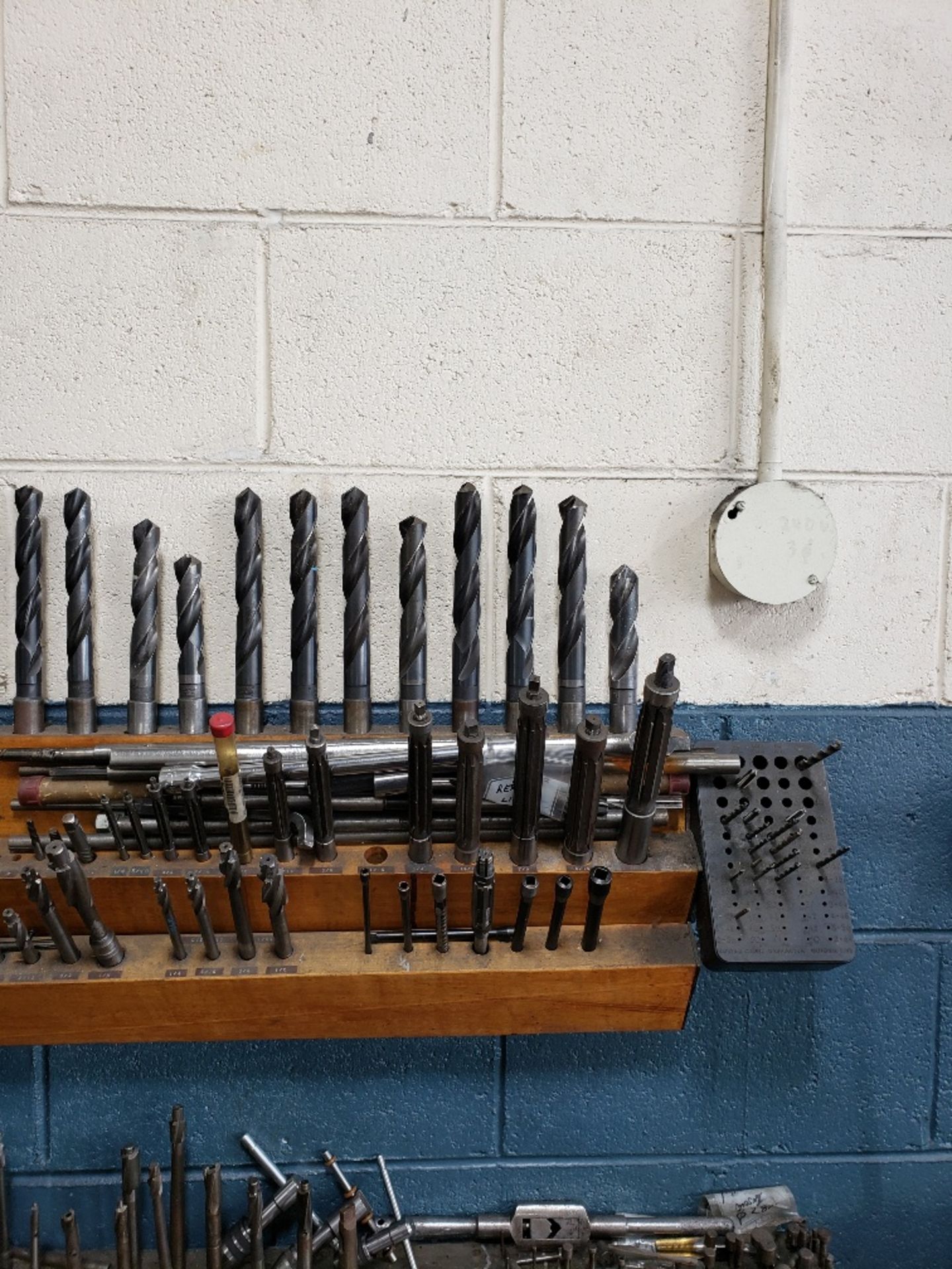 (LOT) OF MISCELLANEOUS DRILL BITS AND WRENCHES - Image 2 of 3