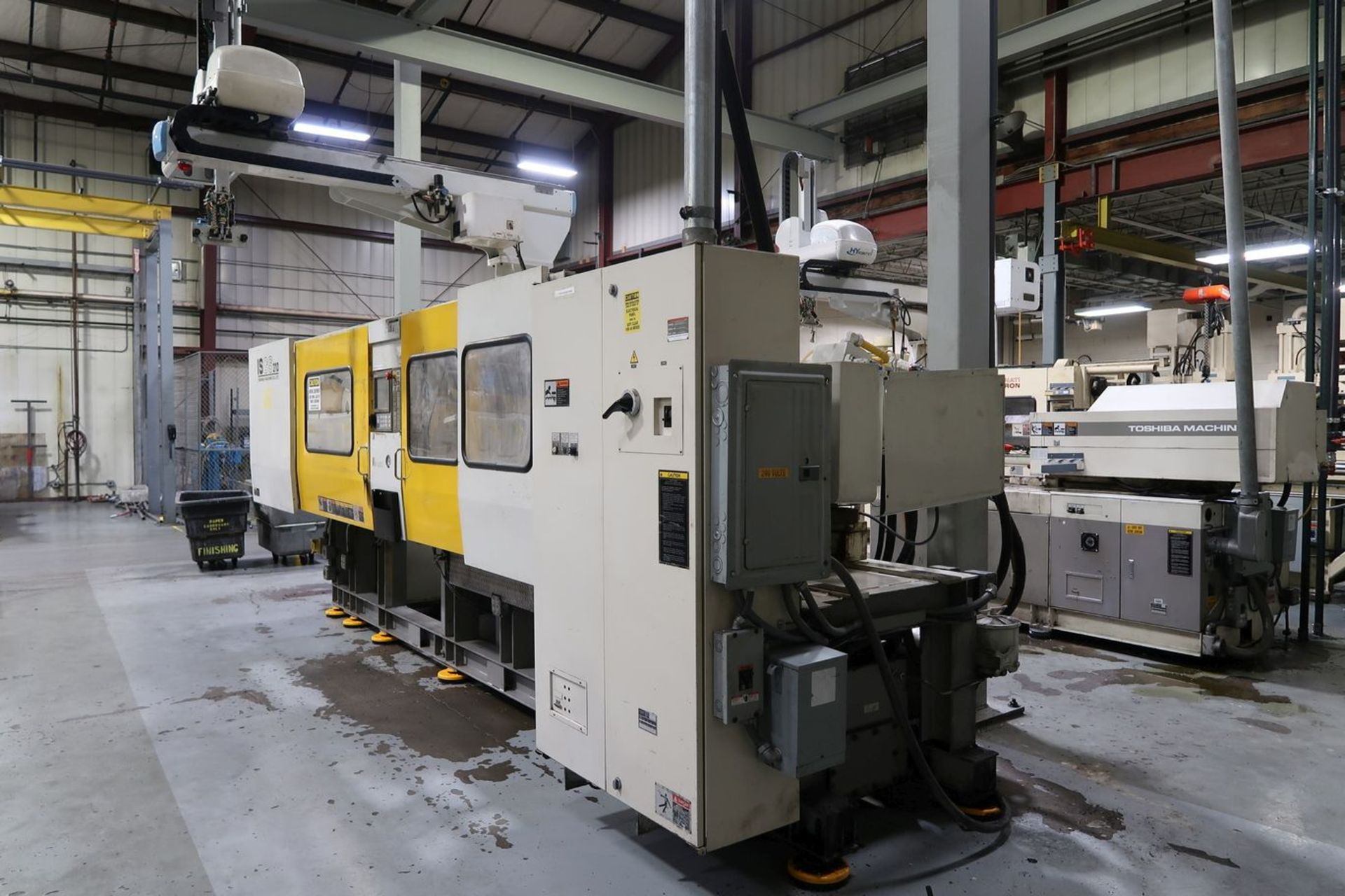 310-TON X 19-OZ. TOSHIBA MODEL ISGS310WV21-10 PLASTIC INJECTION MOLDING MACHINE (NEW 2006) - Image 2 of 20