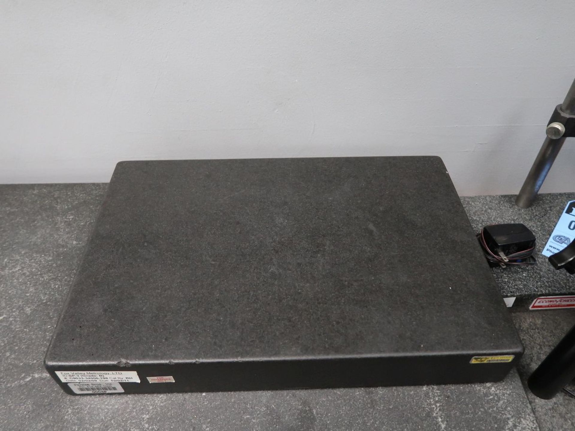 18" X 12" X 3" GRANITE SURFACE PLATE