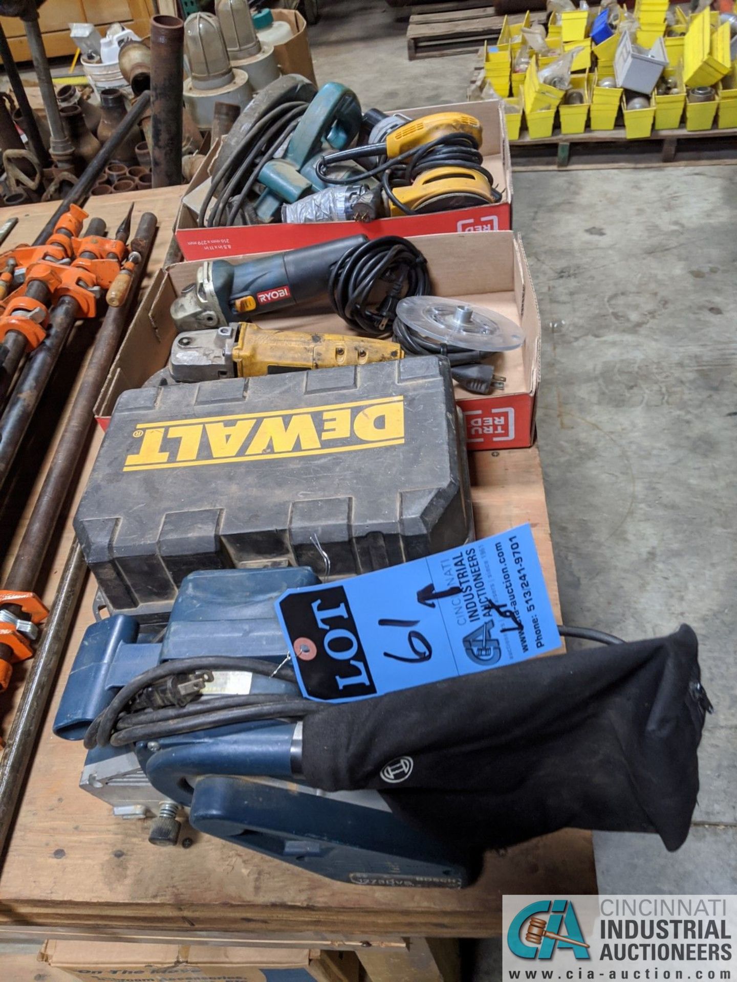 (LOT) ELECTRIC TOOLS: BOSCH 1273 BELT SANDER, DEWALT SANDER, 1/2" DEWALT IMPACT, DEWALT & RYOBI