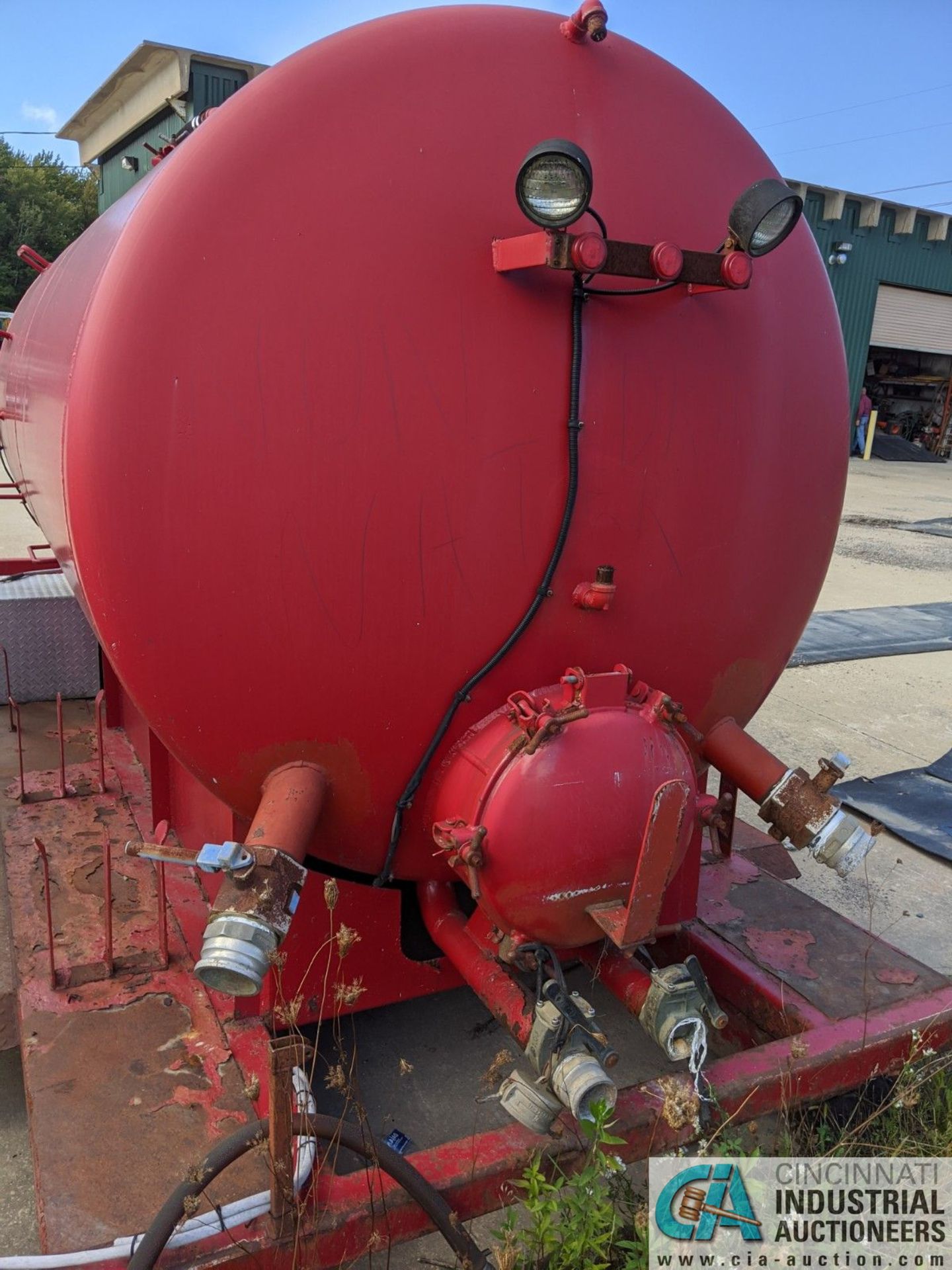 62 BARREL DICKERSON TRUCK BED TYPE WATER TANK; S/N 4756 (220 Blackbrook Rd., Painsville, OH - Image 3 of 4