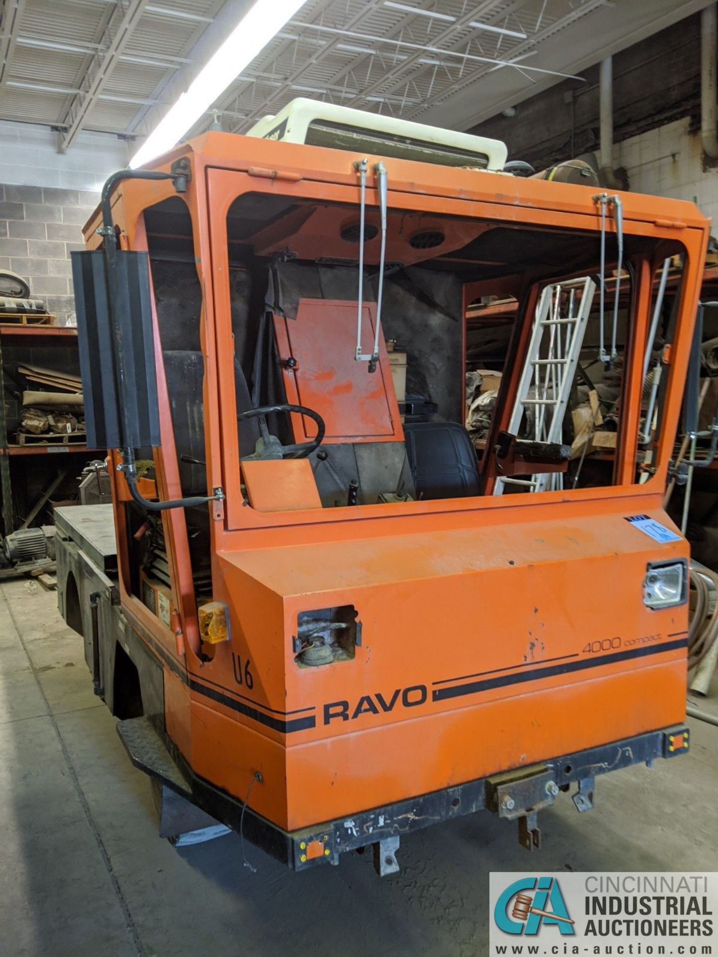 RAVO MODEL 4000 COMPACT SWEEPER THAT IS CONVERTED TO A YARD TRUCK, 57" X 84" BED, HYDRASTATIC, 4 - Image 2 of 7