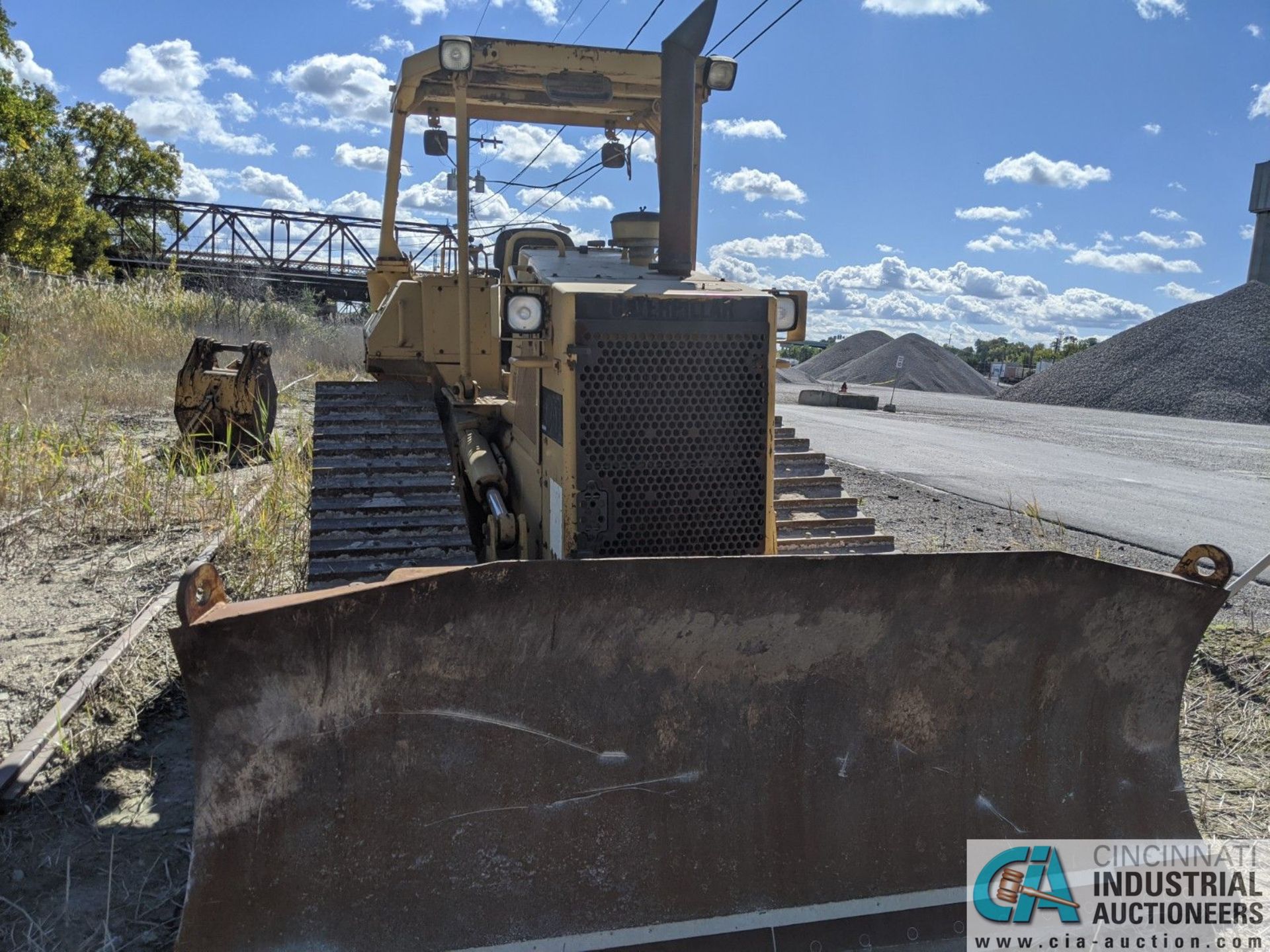 1993 CATERPILLAR MODEL D5H INCLINE TRACK CRAWLER DOZER; S/N 12Z48432, ENGINE NO. 3304, PRODUCT ID - Image 4 of 13