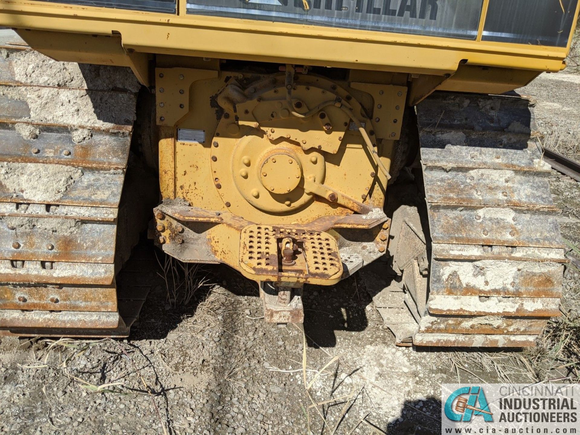 1993 CATERPILLAR MODEL D5H INCLINE TRACK CRAWLER DOZER; S/N 12Z48432, ENGINE NO. 3304, PRODUCT ID - Image 6 of 13