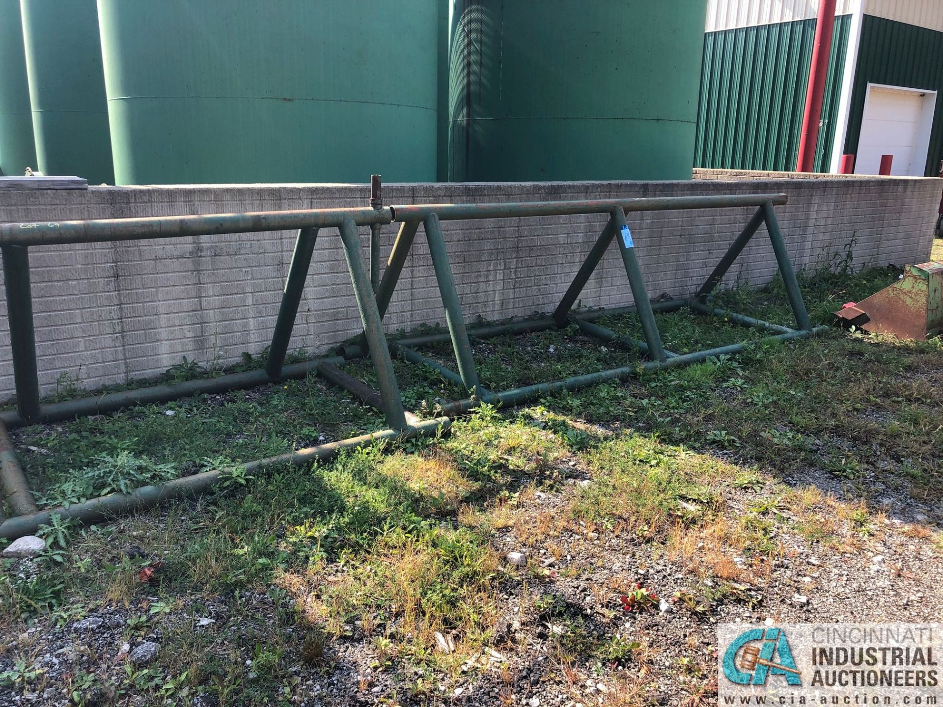 (LOT) ASSORTED SIZE GREEN PIPE RACK; (1) 18' PYRAMID TYPE, (6) 18' SINGLE TREE TYPE, (6) 115" LONG