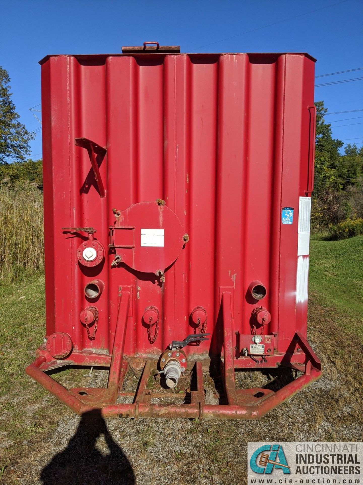 500 BARREL VE ENTERPRISES SINGLE AXLE FRAC TANK TRAILER (220 Blackbrook Rd., Painsville, OH - Image 6 of 7