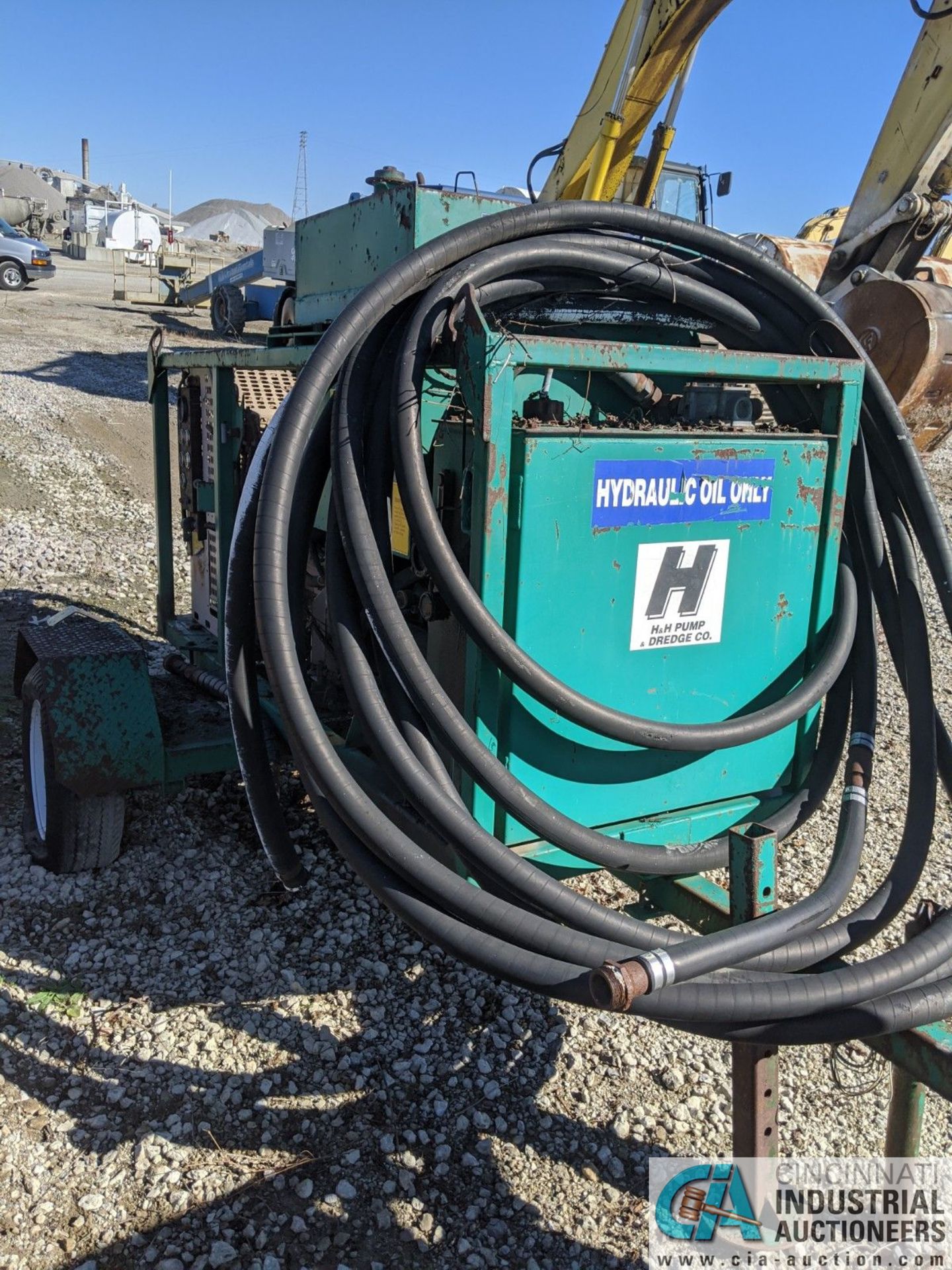 ESG MFG MODEL DH100CT PORTABLE HYDRAULIC UNIT; S/N 15166, 4 CYL. CUMMINS, 859 HOURS **1 Williams - Image 3 of 7