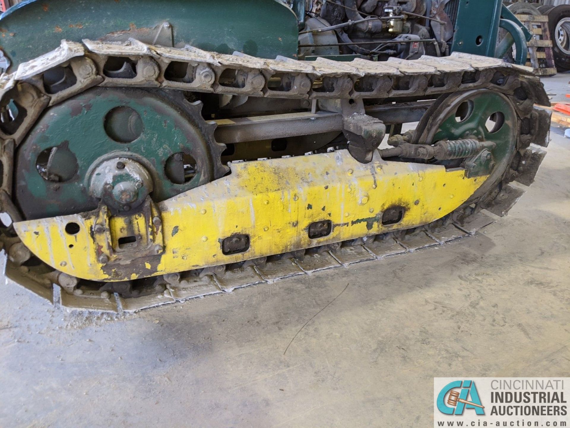 CLEAT ANTIQUE CRAWLER DOZER **1 Williams Street, Grand River, OH 44077 - Rick Knapp 440-391-0823** - Image 8 of 9