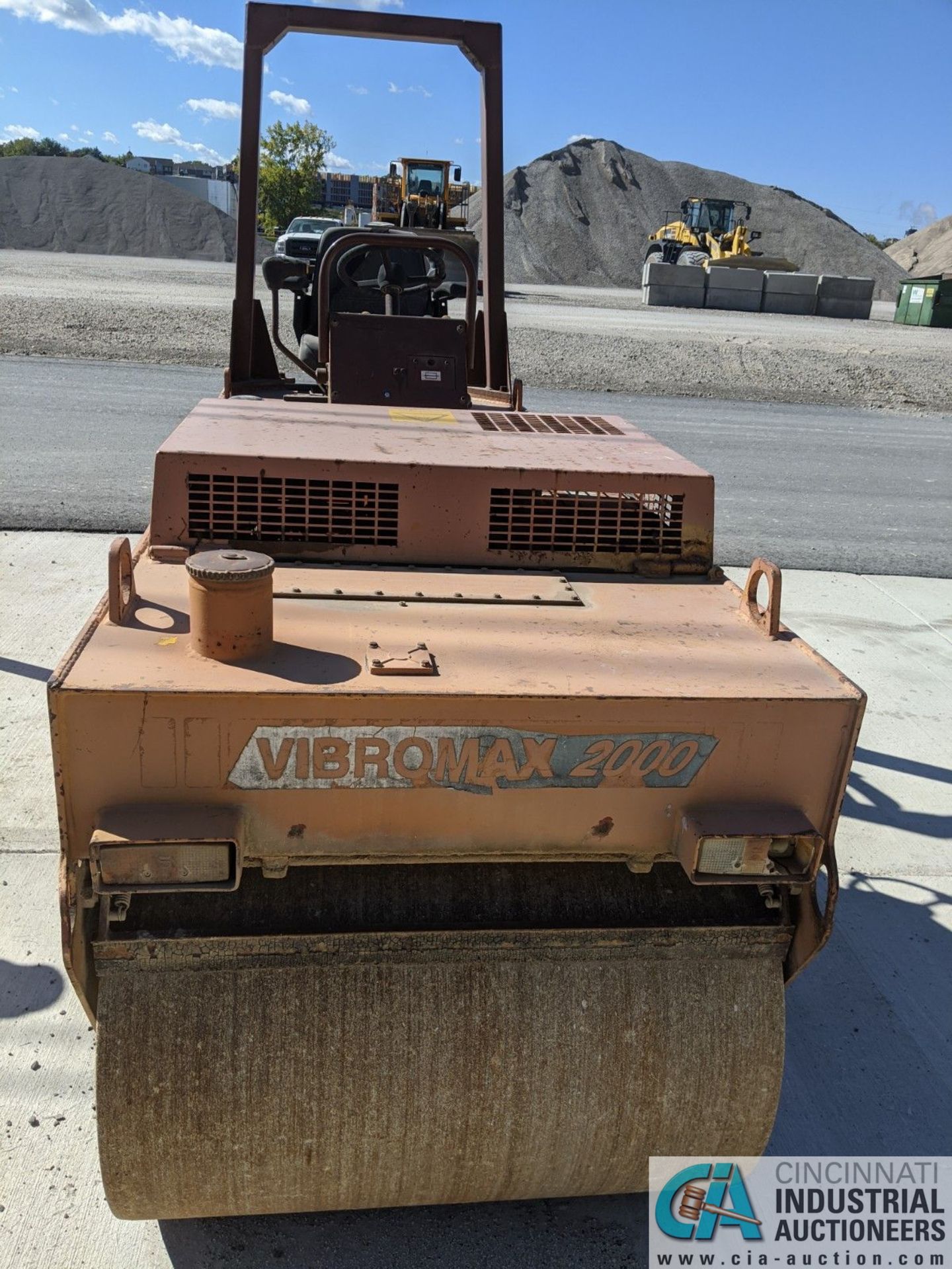 CASE MODEL VIBROMAX 2000 SMOOTH DRUM VIBRATING ROLLER; S/N JKR7514217, 39" WIDE ROLLERS, 819 HOURS - Image 4 of 9