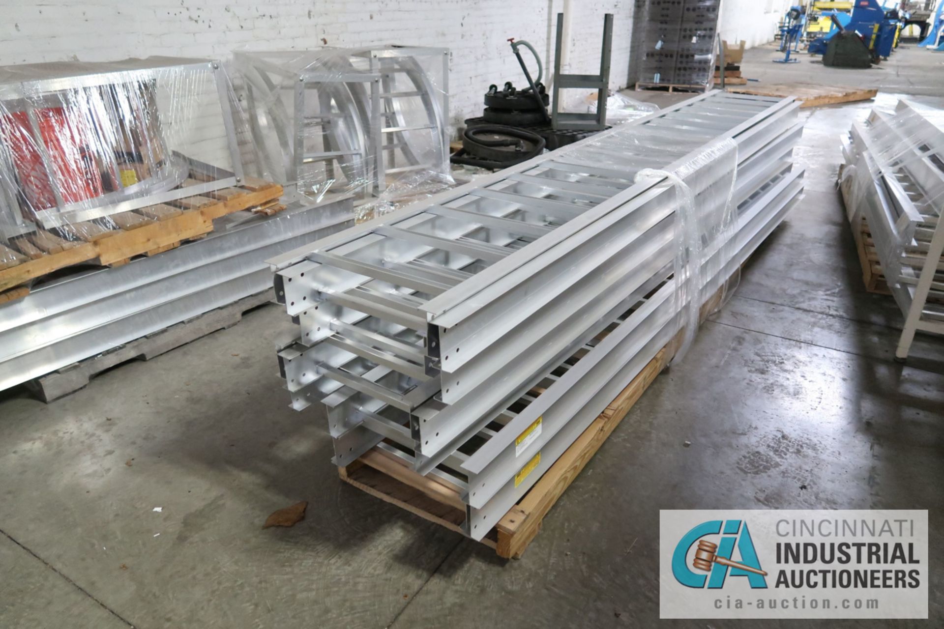 (LOT) 18" WIDE CHALFANT ALUMINUM CABLE SUPPORT TRAYS (NEW - NEVER USED) - Image 4 of 5