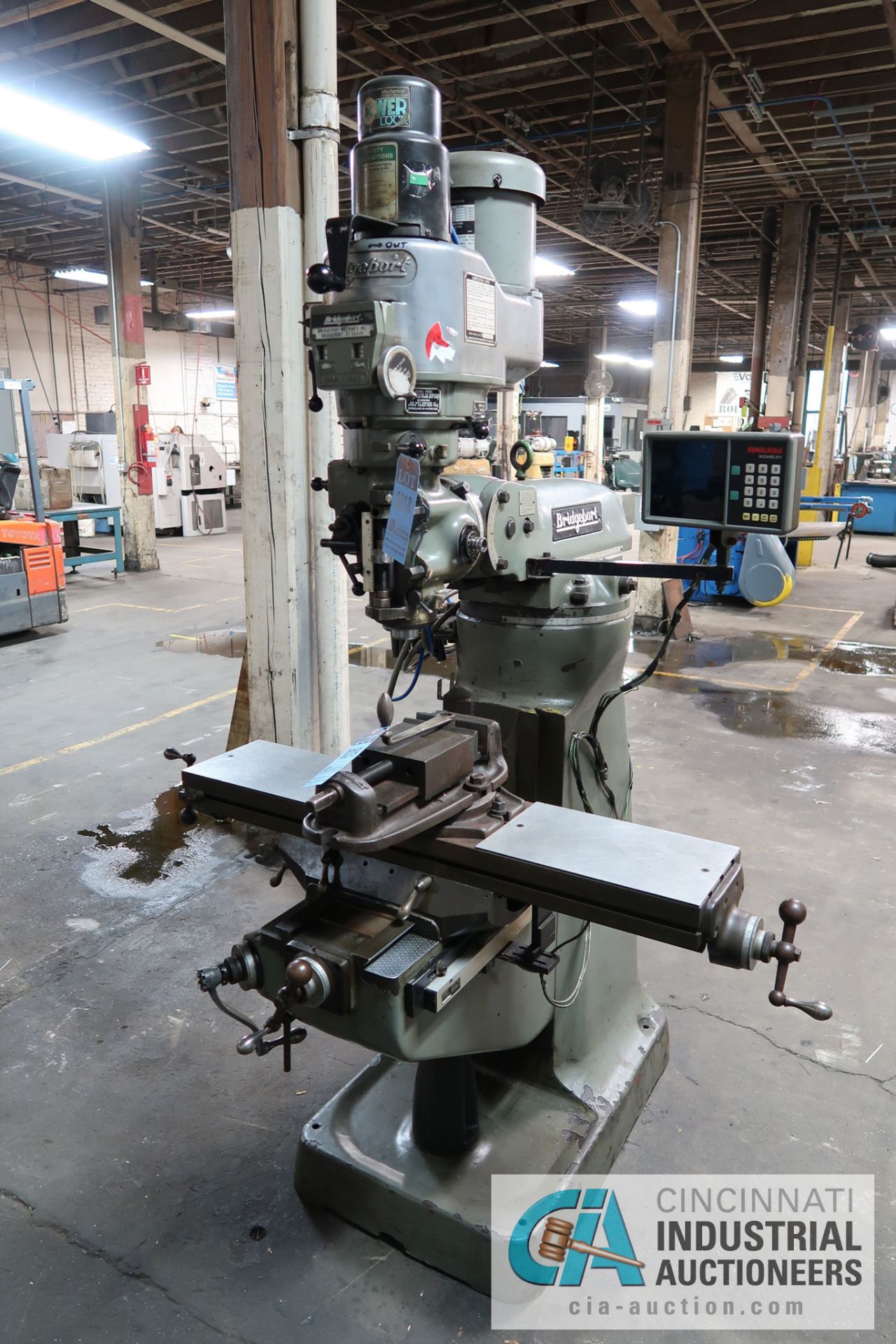 2 HP BRIDGEPORT VERTICAL MILLING MACHINE; S/N 255399, 9" X 42" TABLE, POWER DRAW BAR, 60-4,200 - Image 2 of 7