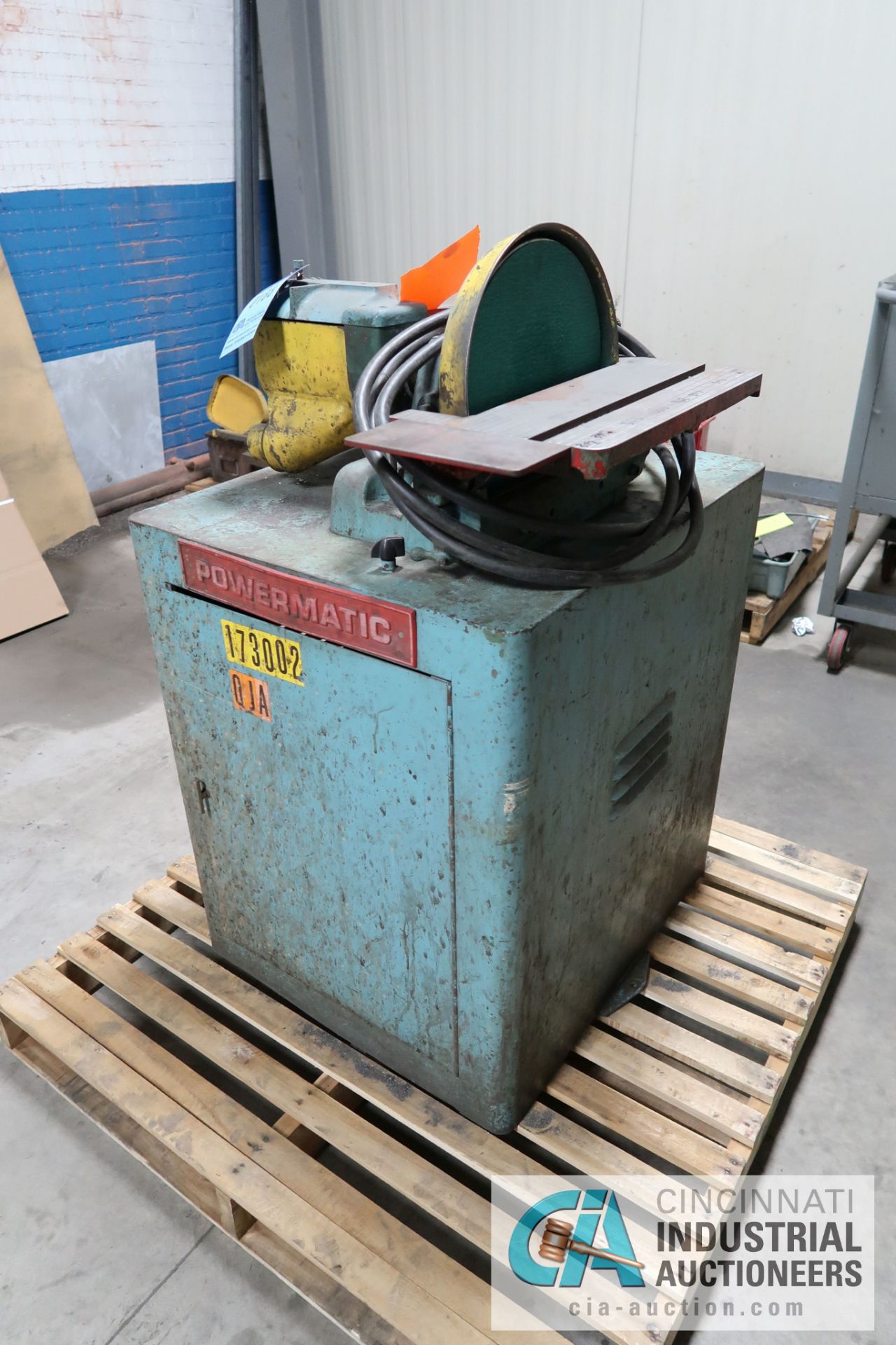 6" BELT / 12" DISC POWERMATIC MODEL 30 CABINET TYPE SANDER / GRINDER **LOADING FEE DUE THE "ERRA"