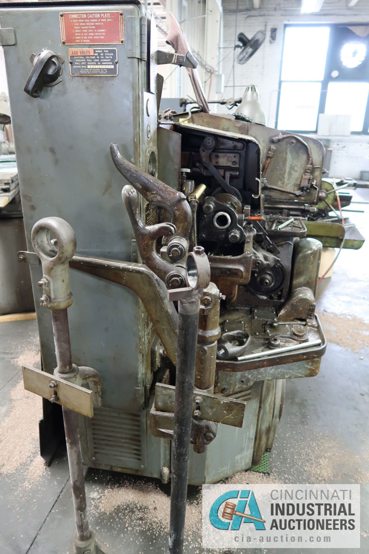 BROWN AND SHARPE NO. 2 AUTOMATIC SCREW MACHINE; S/N 542-2-3692-1-1/2 WITH MISCELLANEOUS FEED BARS, - Image 9 of 11