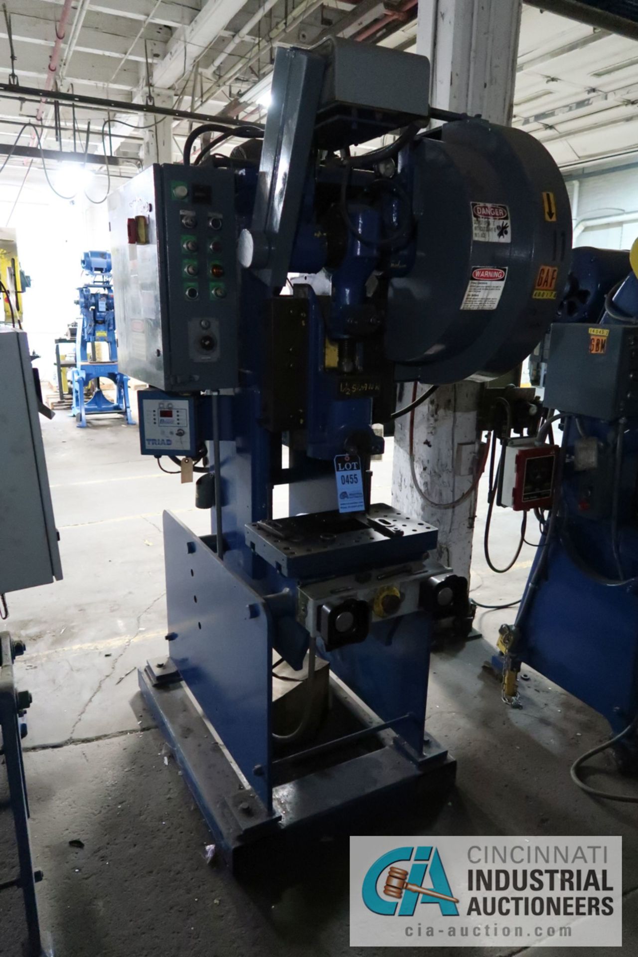 22 TON AZIMUTH OBI PRESS; S/N 221PAC2125, 2-1/2" STROKE, 125 STROKES PER MINUTE, TRAID BRAKE