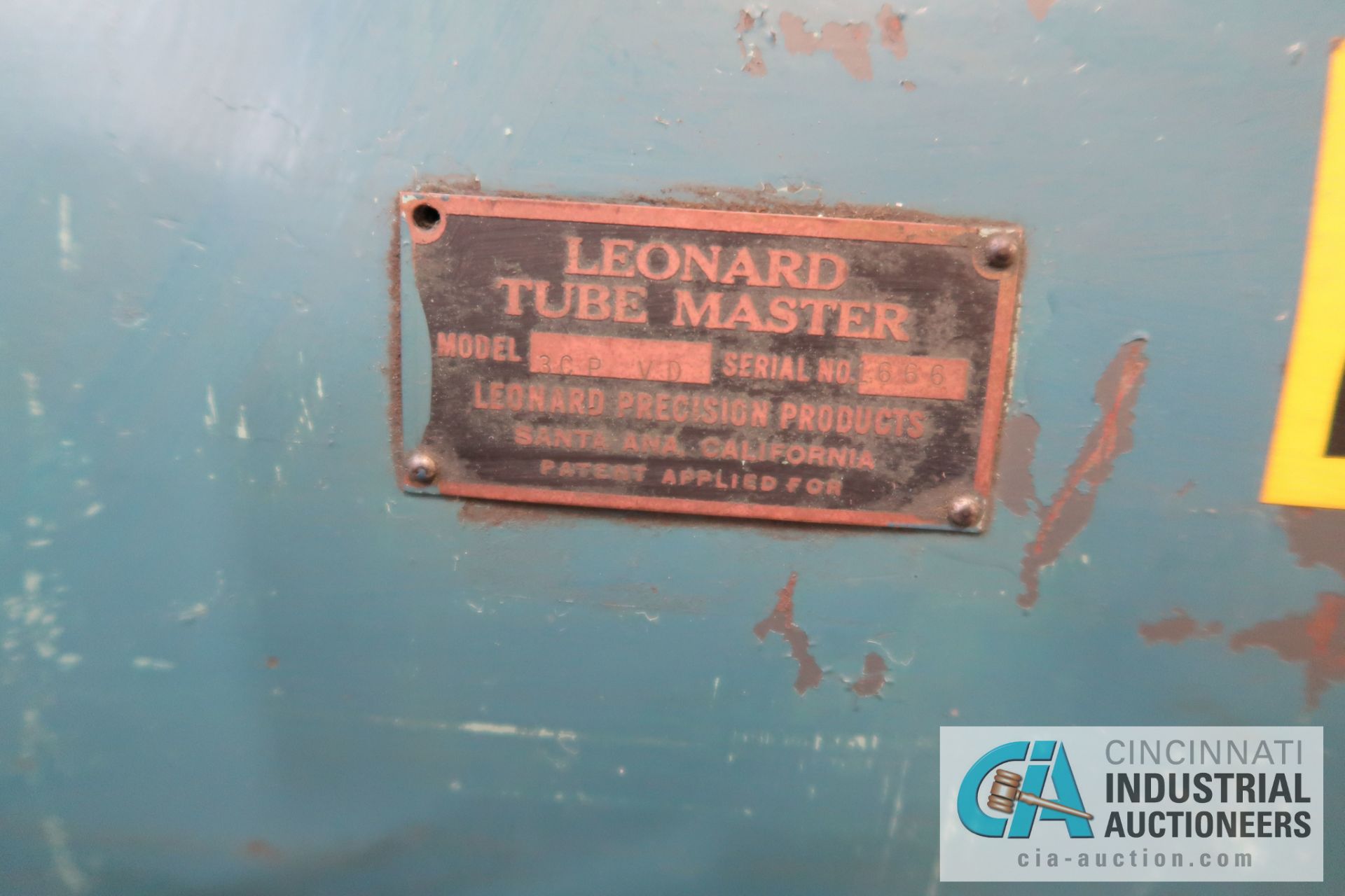 LEONARD TUBE MASTER MODEL 3C-VD TUBE MASTER FLARING MACHINE; S/N 666, WITH EXTRA FLARING DIES ** - Image 3 of 6