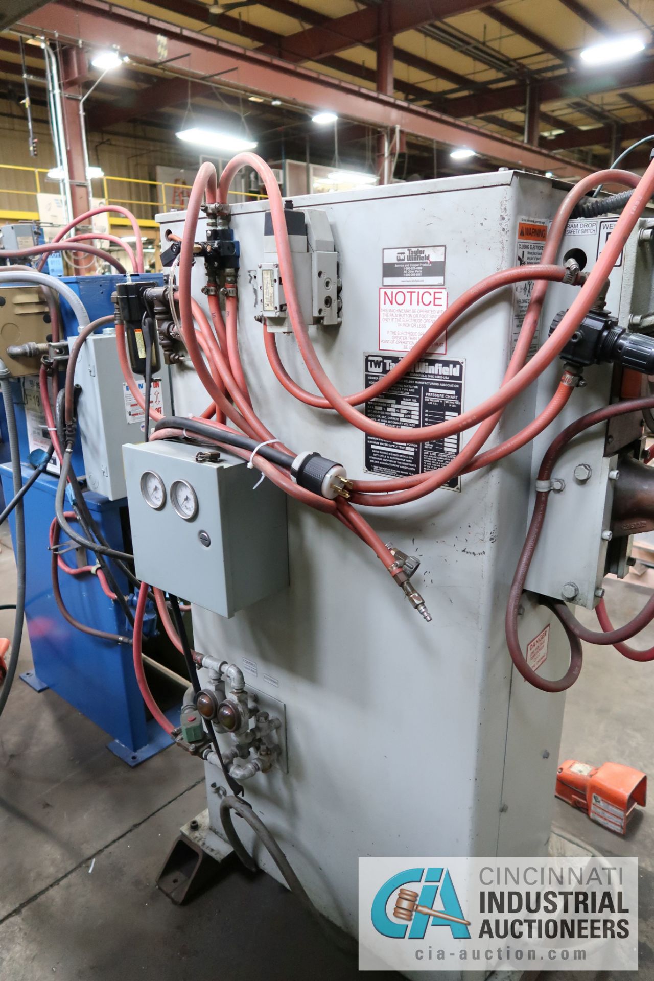 30 KVA TAYLOR-WINFIELD MODEL EBB3-8-30 SPOT WELDER; S/N 080041B, ENTRON EN1000 CONTROLS, FOOT - Image 8 of 8