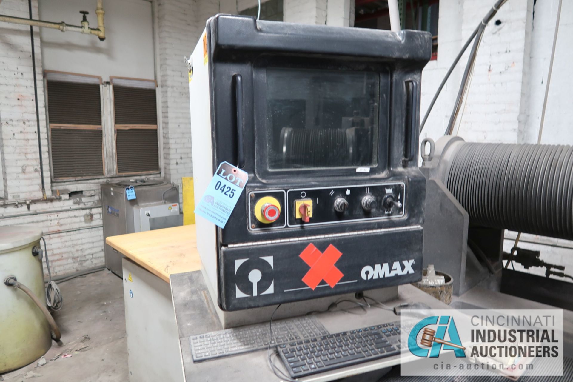 60,000 PSI OMAX MODEL 2626 JET MACHINING CENTER WATER JET CUTTING MACHINE; S/N D51167OR, 31" X 46" - Image 2 of 9