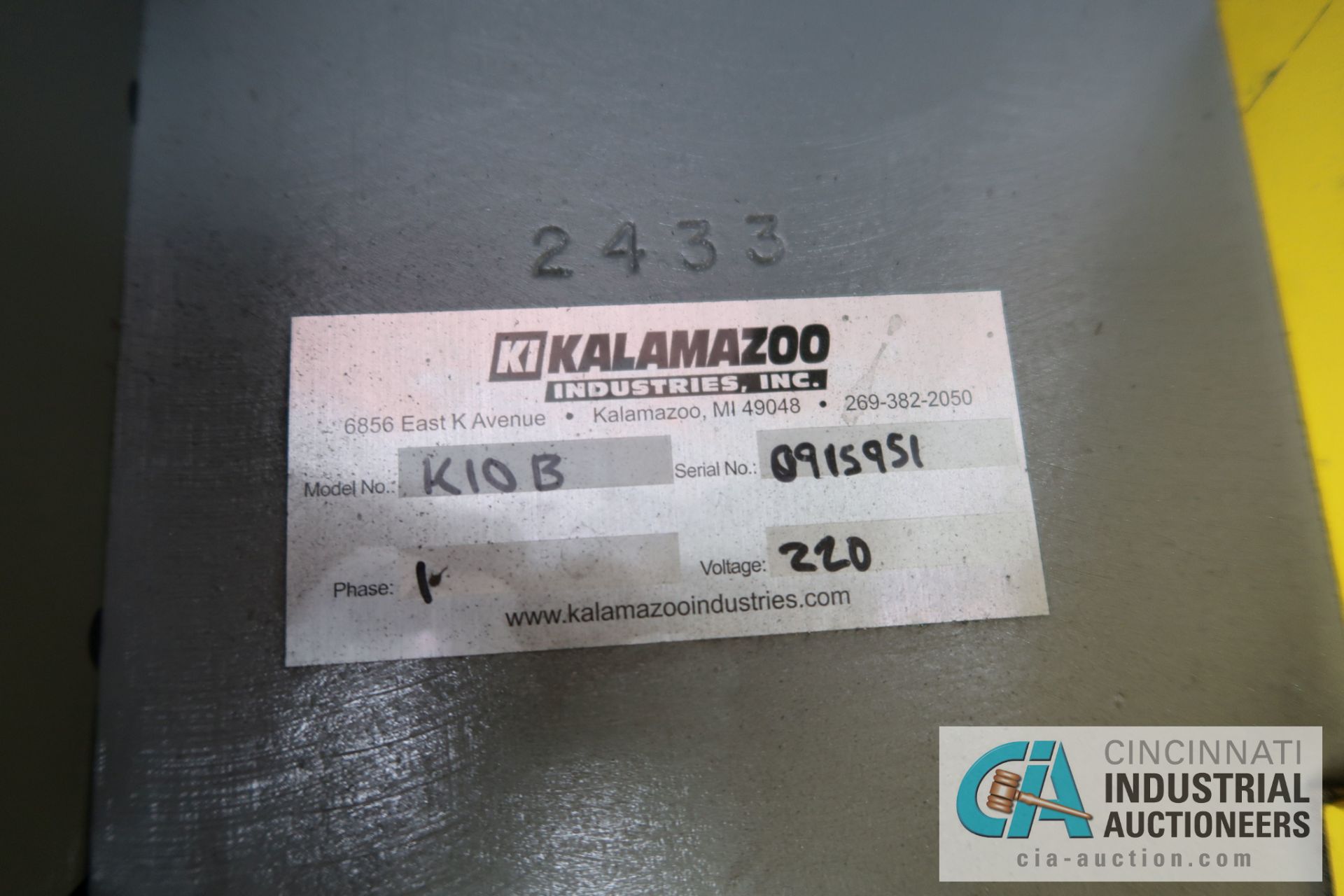 10" KALMAZOO MODEL K10B BENCH ABRASIVE CUT-OFF SAW - Image 2 of 3