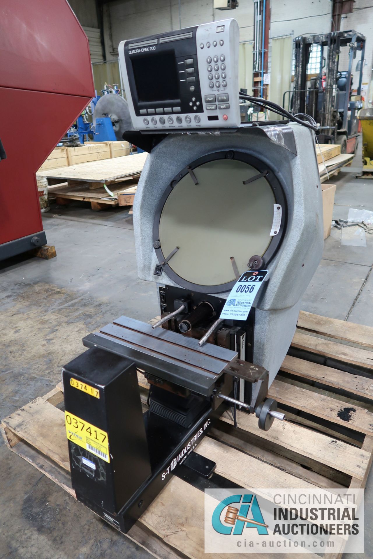 14" SCHEER-TUMICO MODEL 20-3500 OPTICAL COMPARATOR; S/N R041706, WITH QUADRA-CHEK III DRO ** - Image 2 of 6